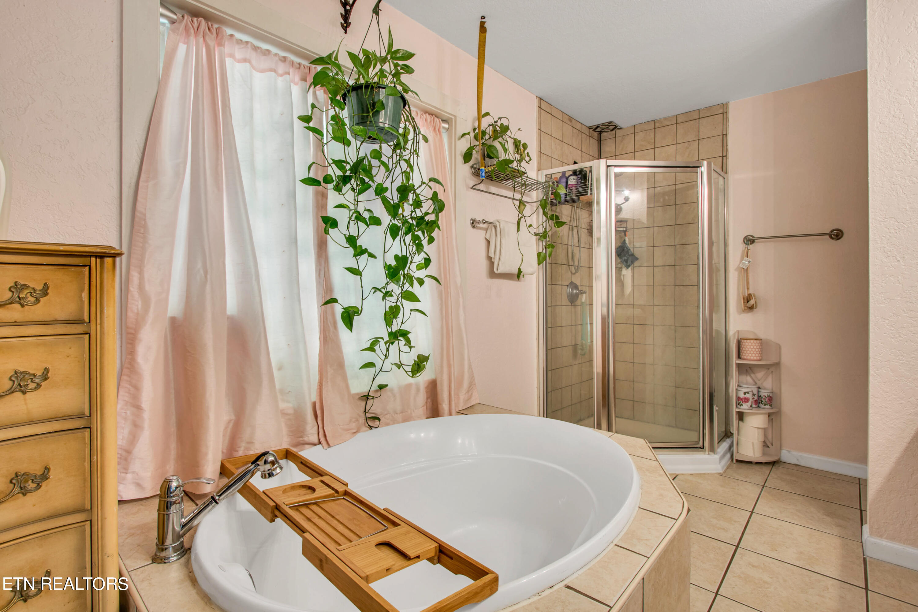 115 Blacksferry Loop