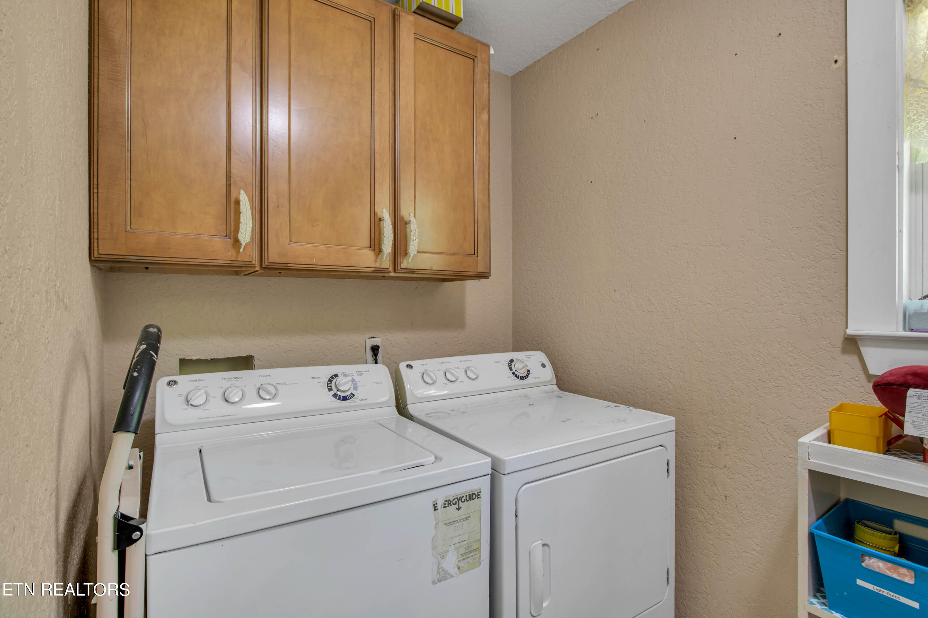 115 Blacksferry Loop