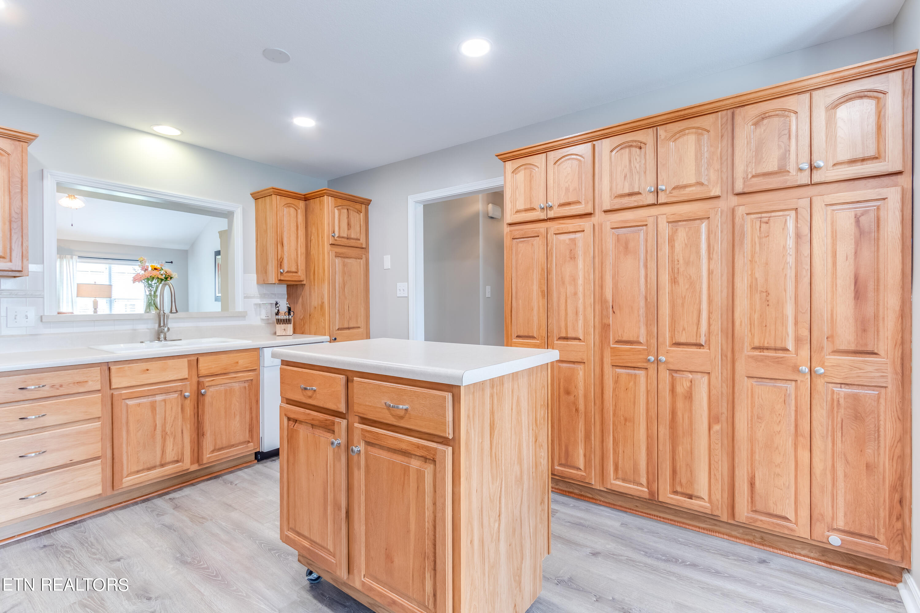 7634 Saint Baron Way