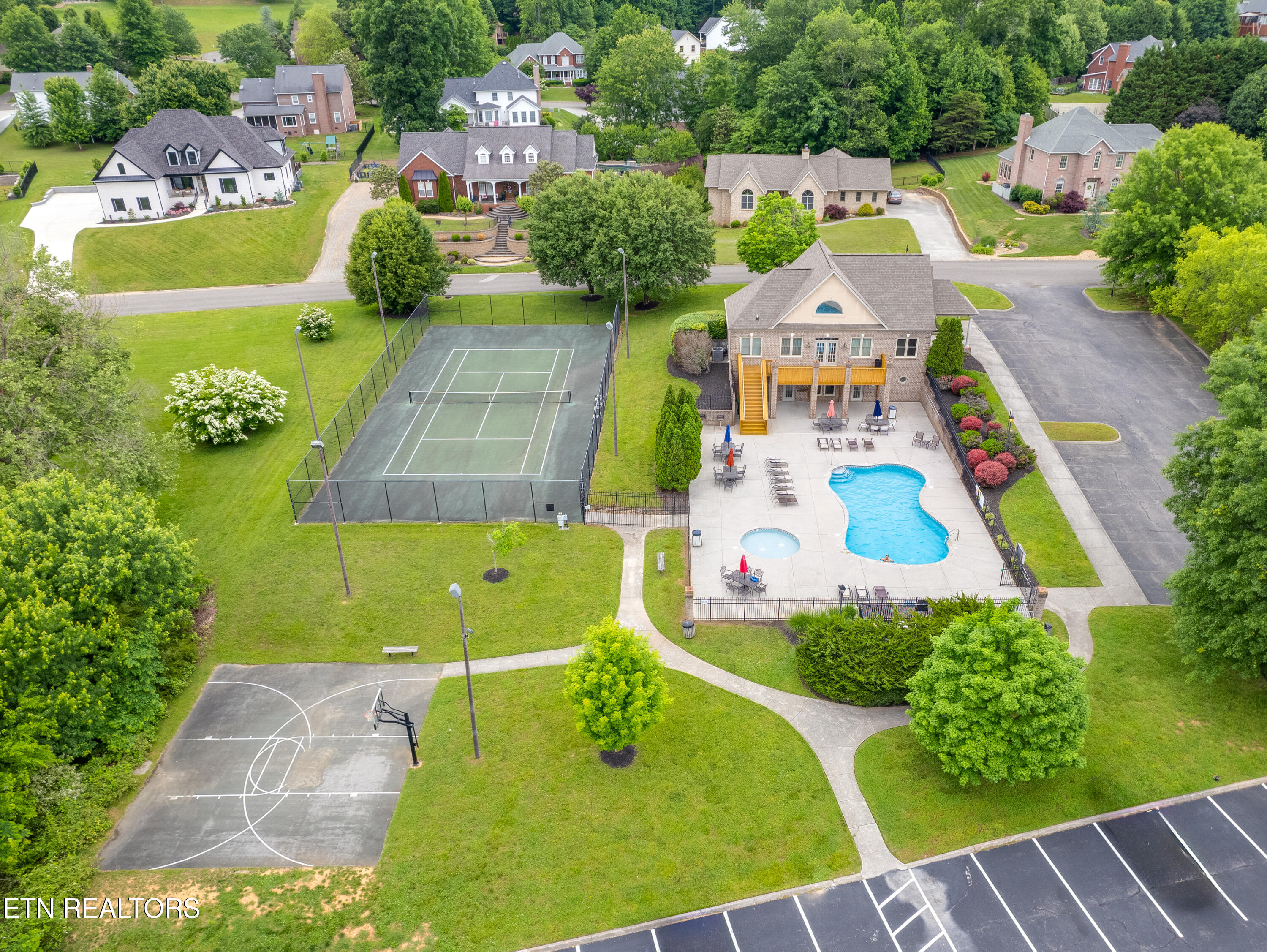 7634 Saint Baron Way