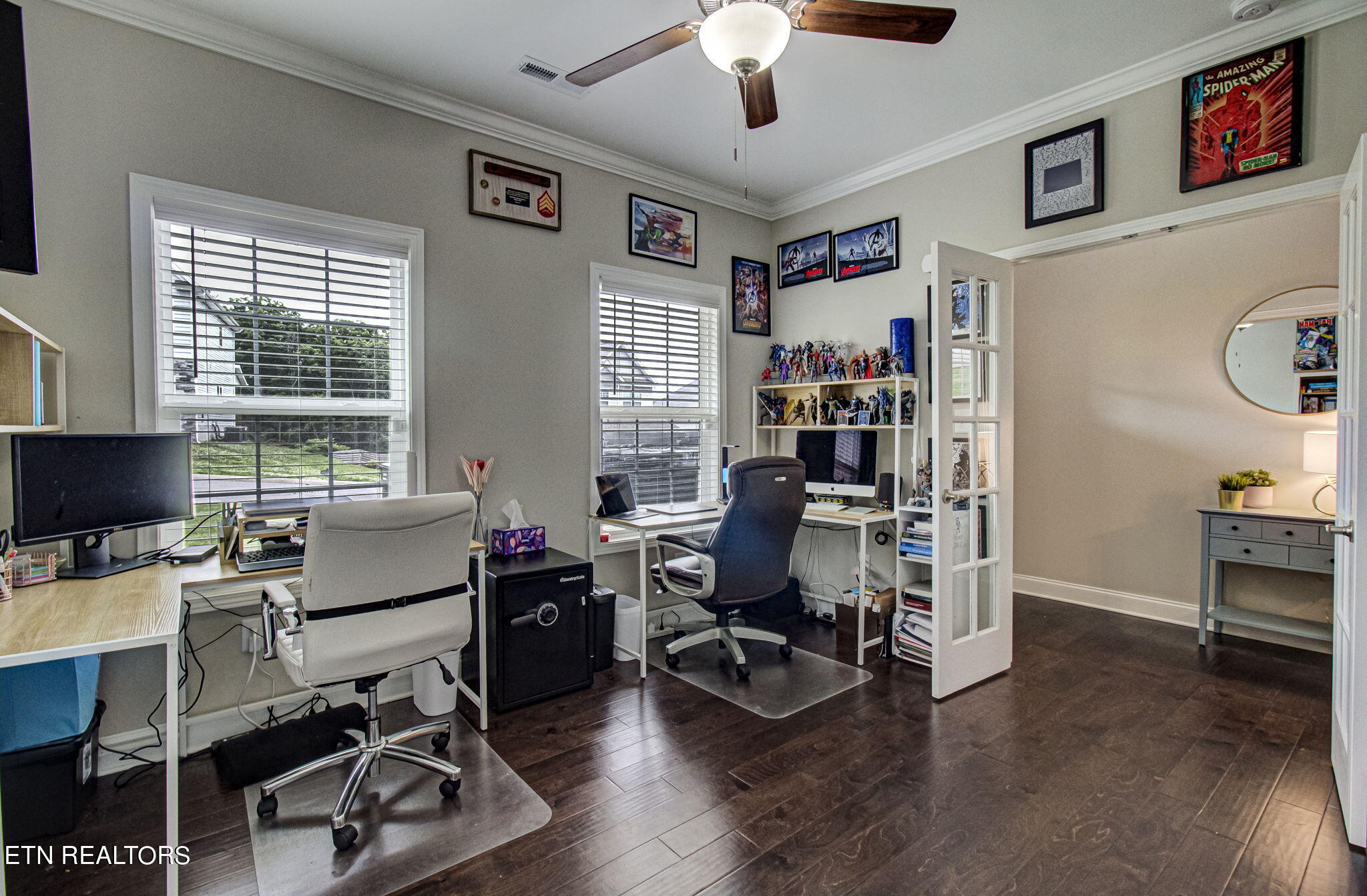 3206 Oakwood Hills Lane