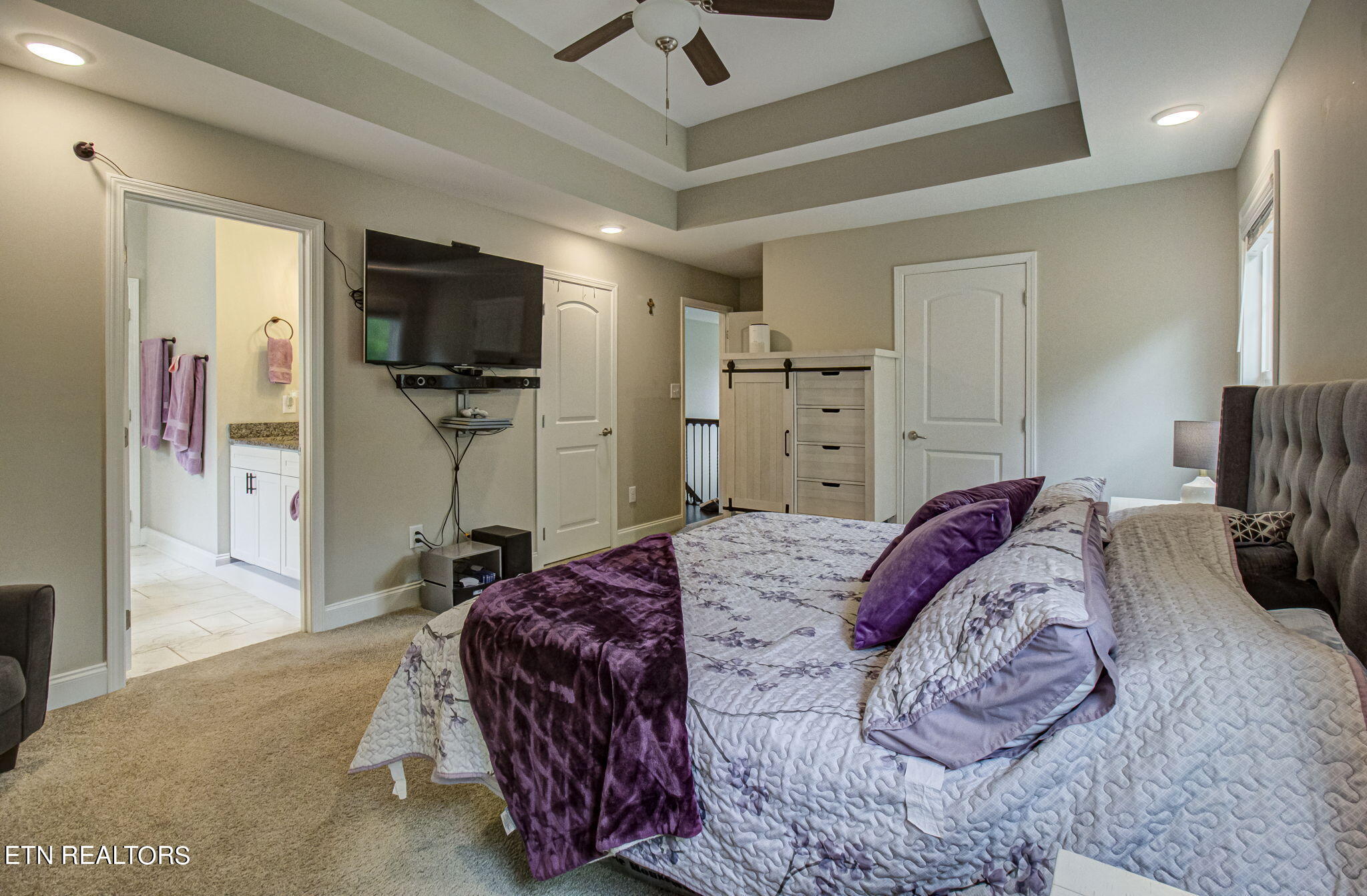 3206 Oakwood Hills Lane