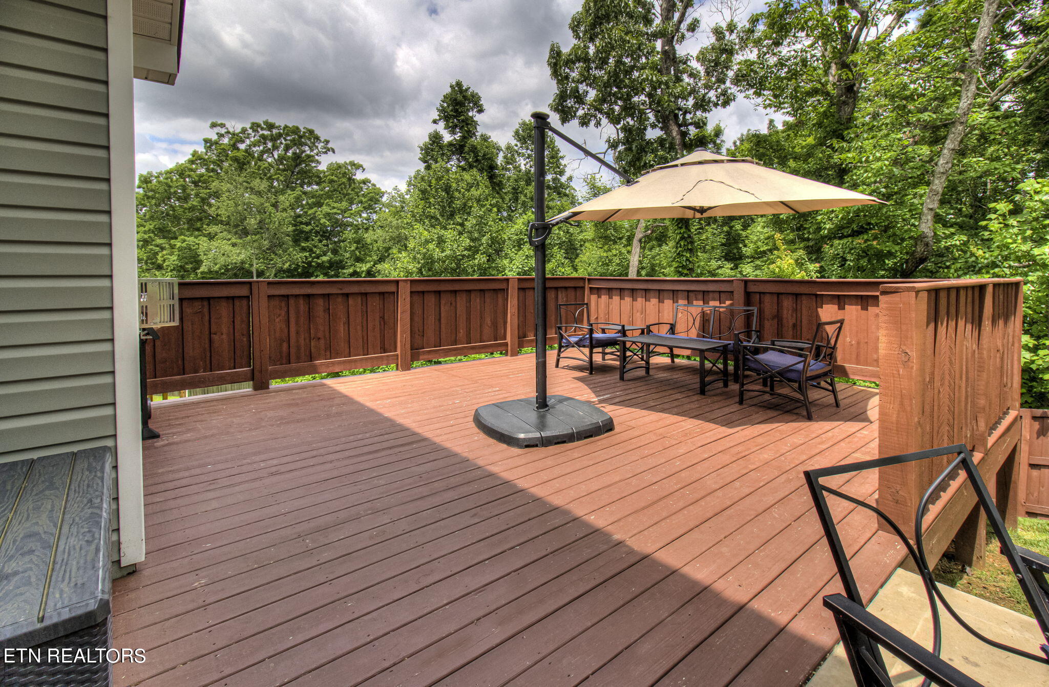 3206 Oakwood Hills Lane