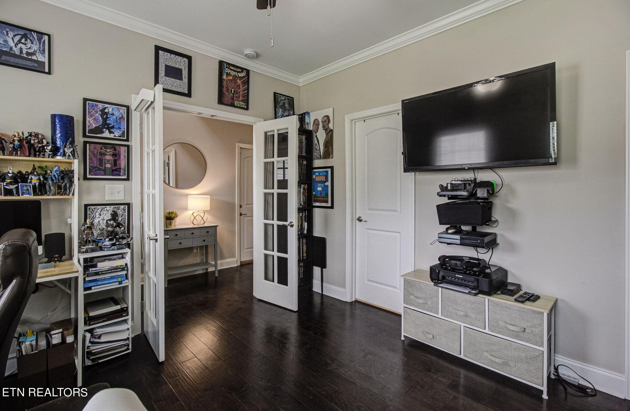 3206 Oakwood Hills Lane