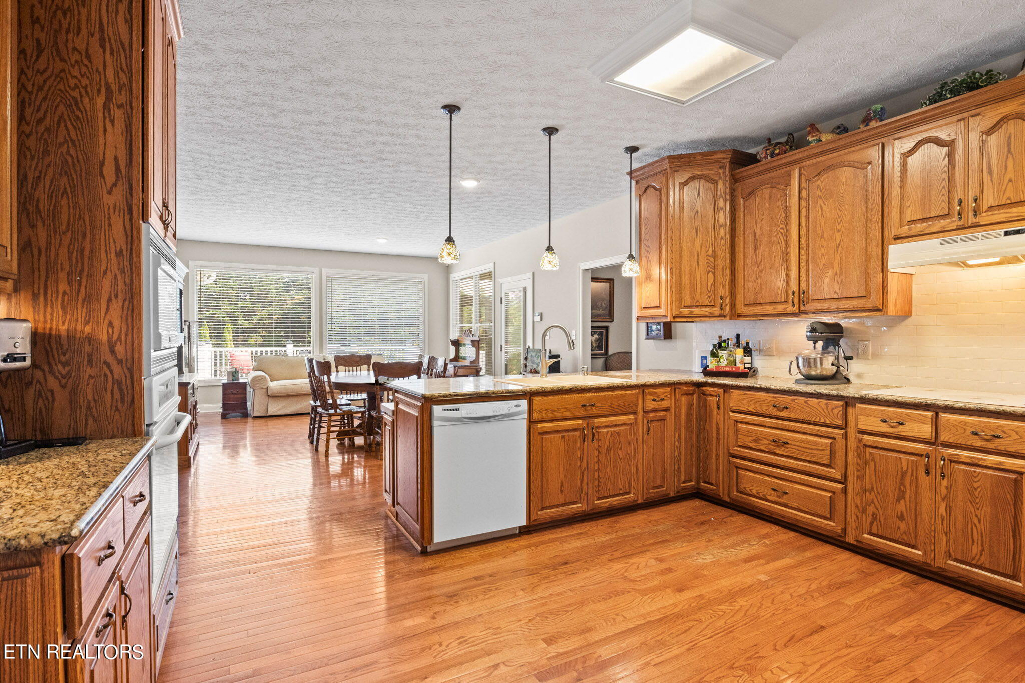 3705 Colonel Jim Drive