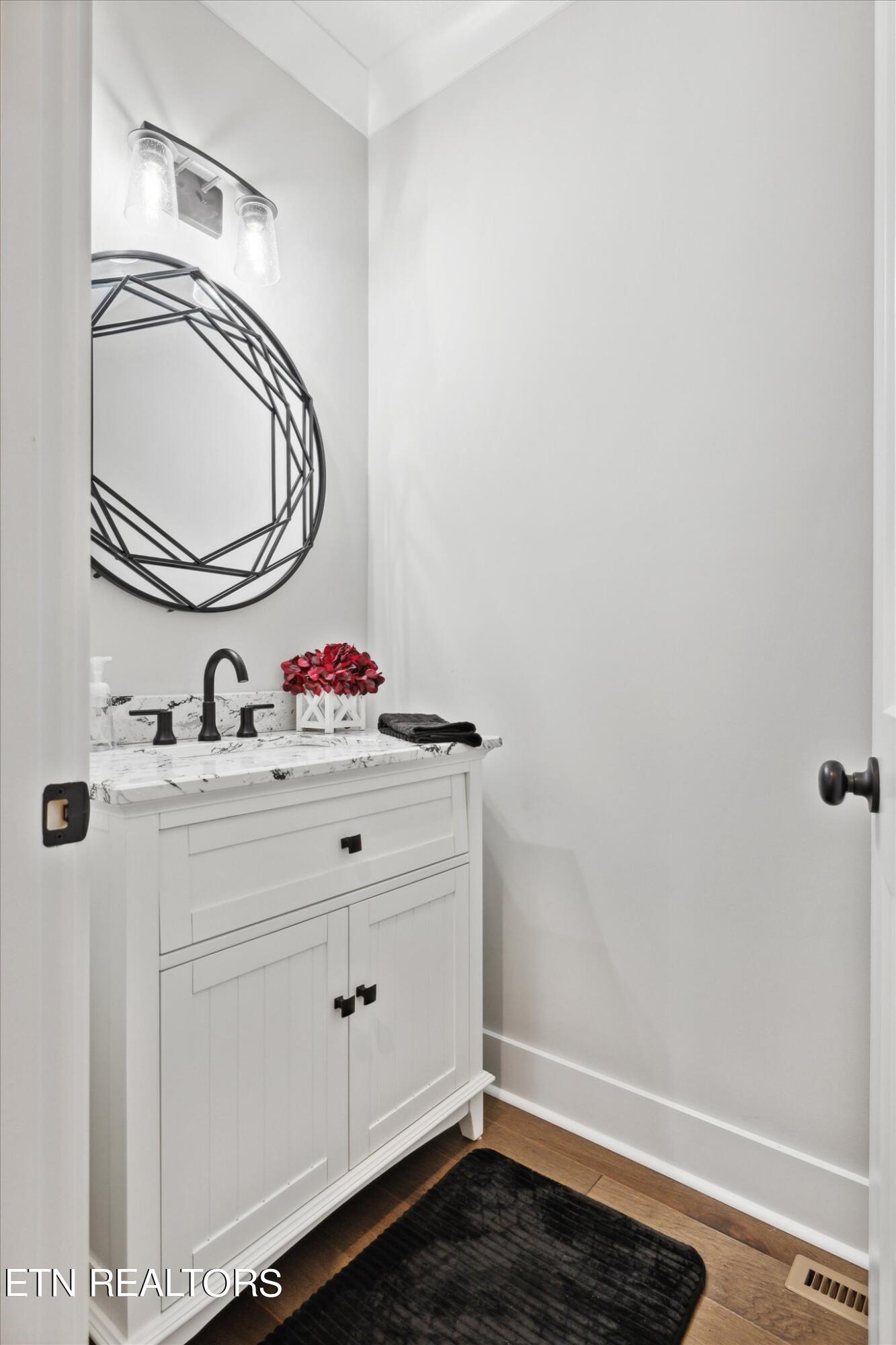 252 Bluff Shadows Lane