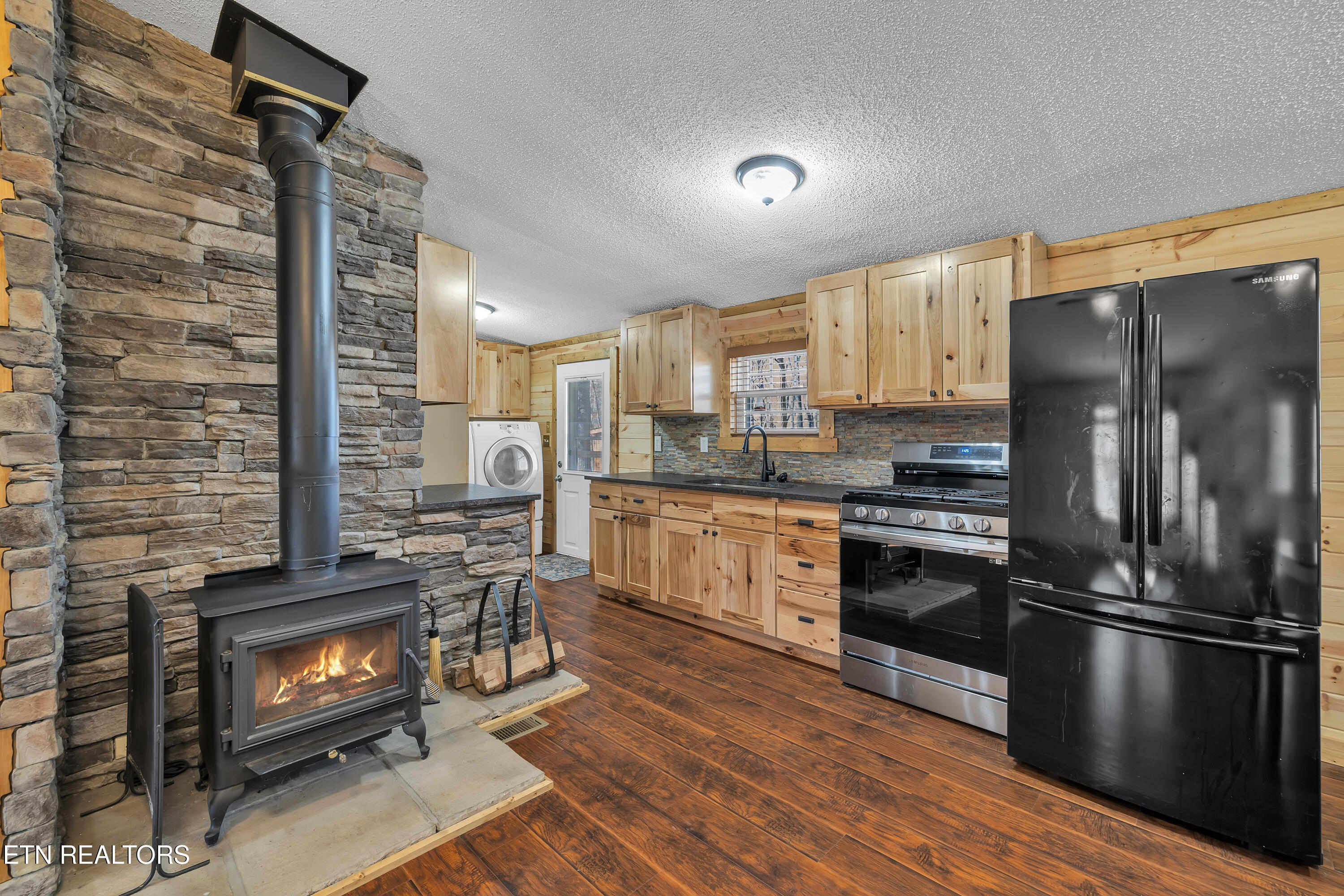 1024 Elmer Lambert Rd