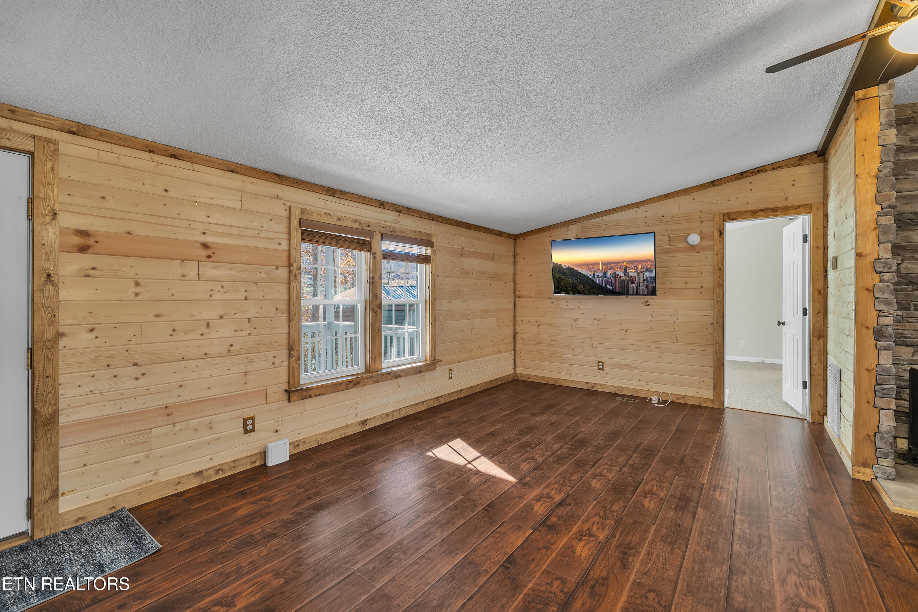 1024 Elmer Lambert Rd