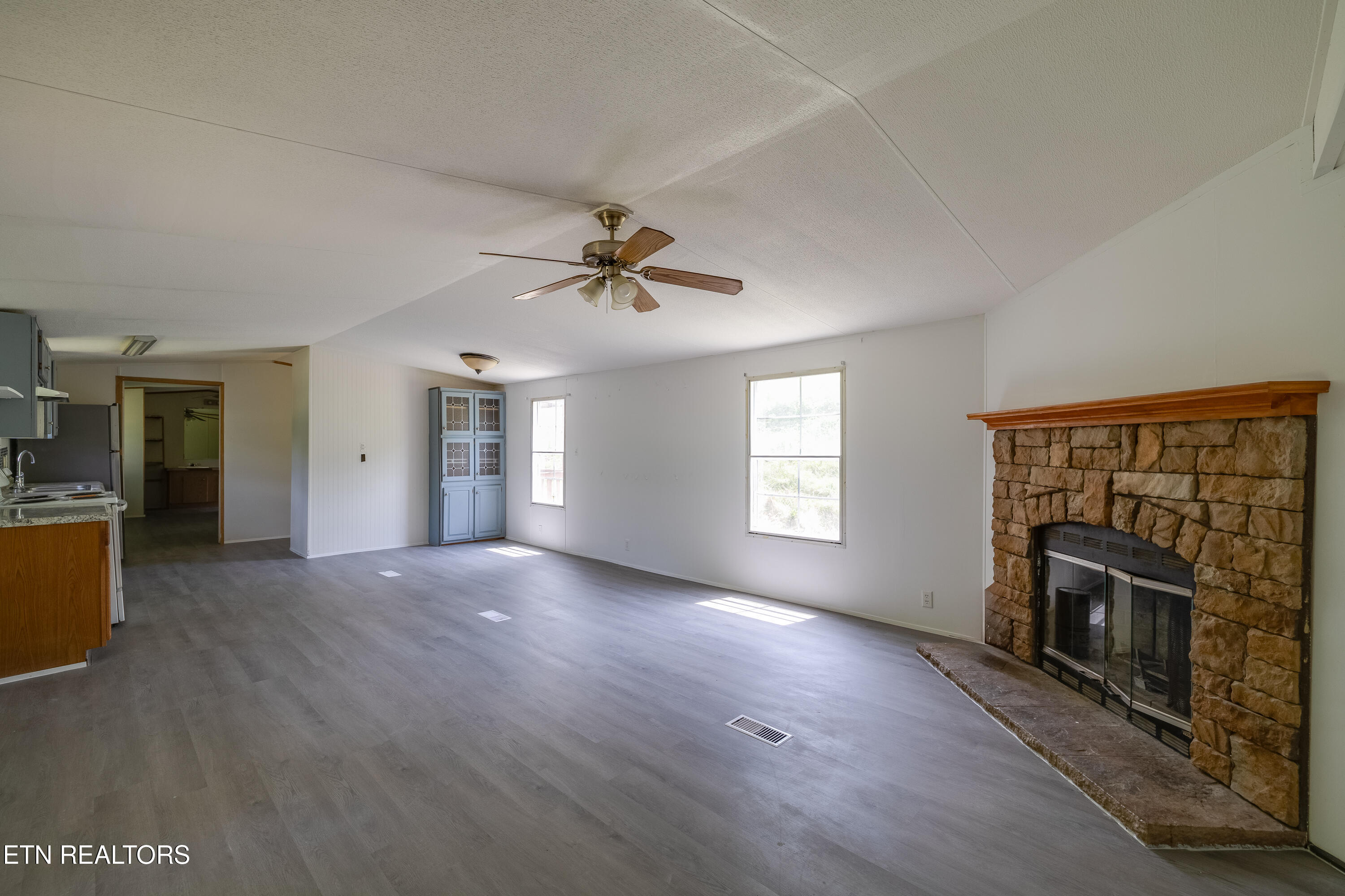 399 High Ridge Court