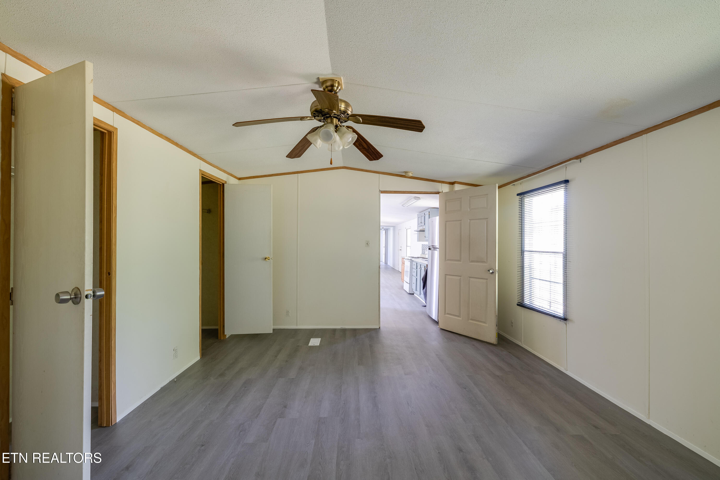 399 High Ridge Court