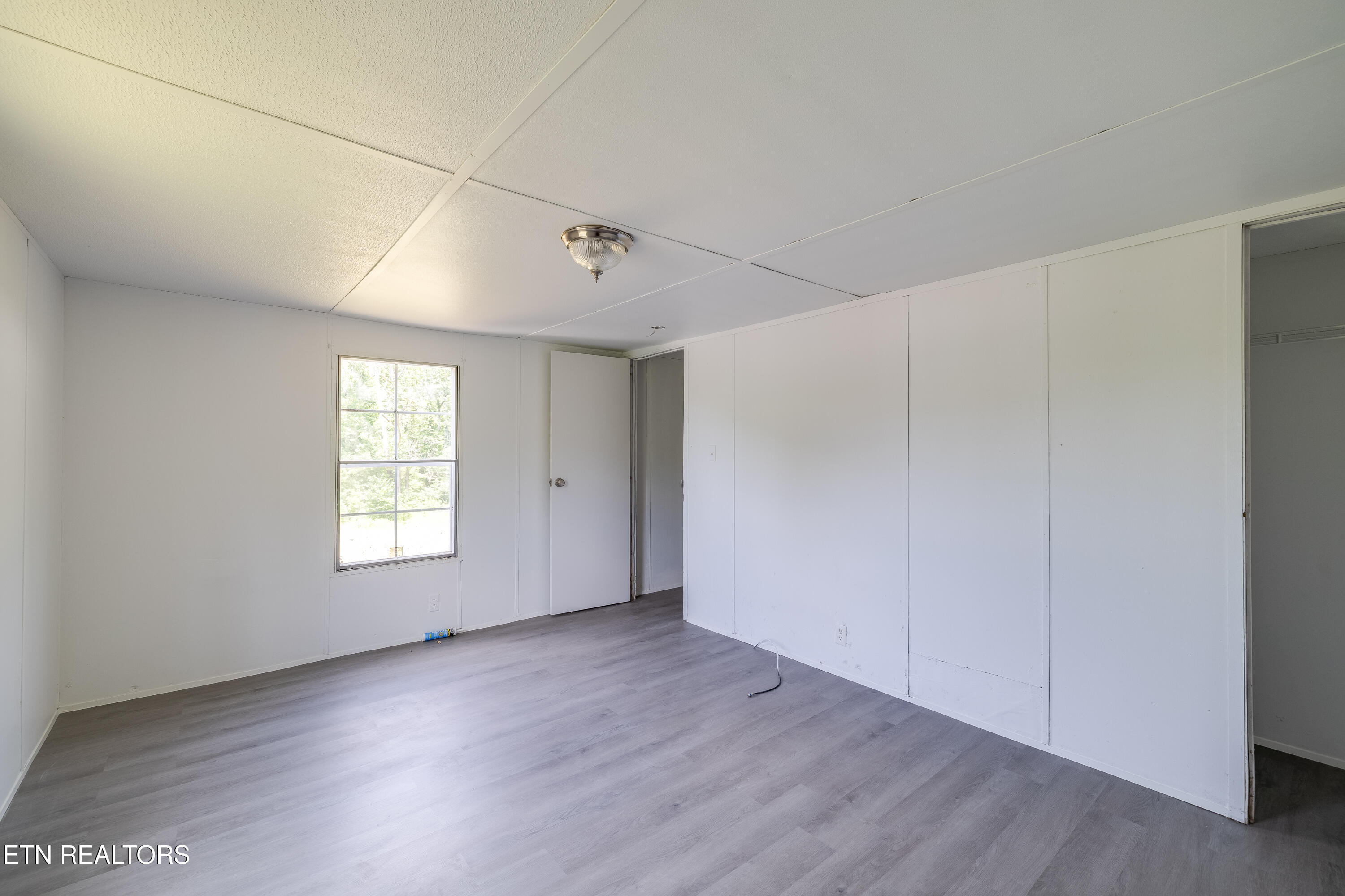 399 High Ridge Court