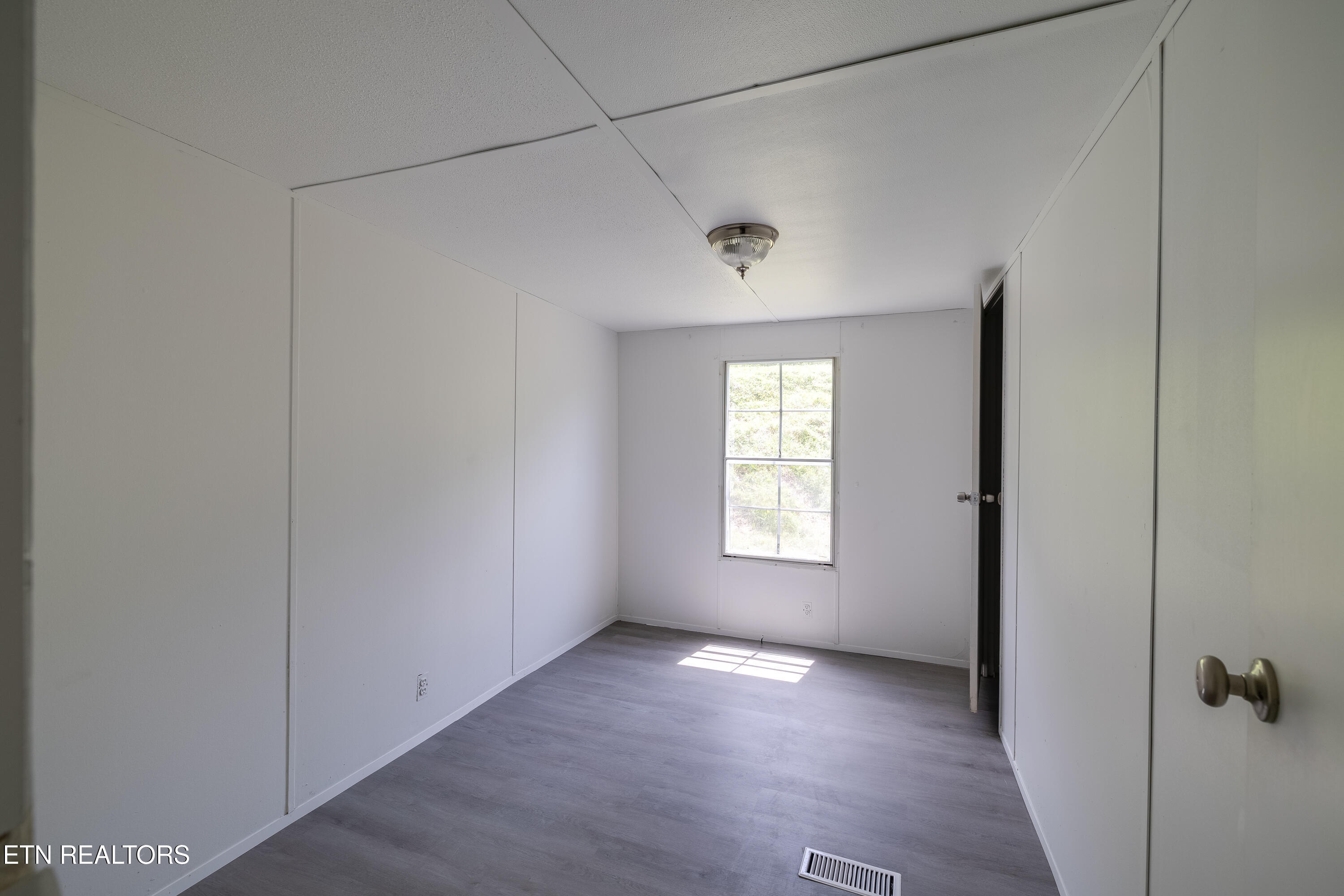 399 High Ridge Court