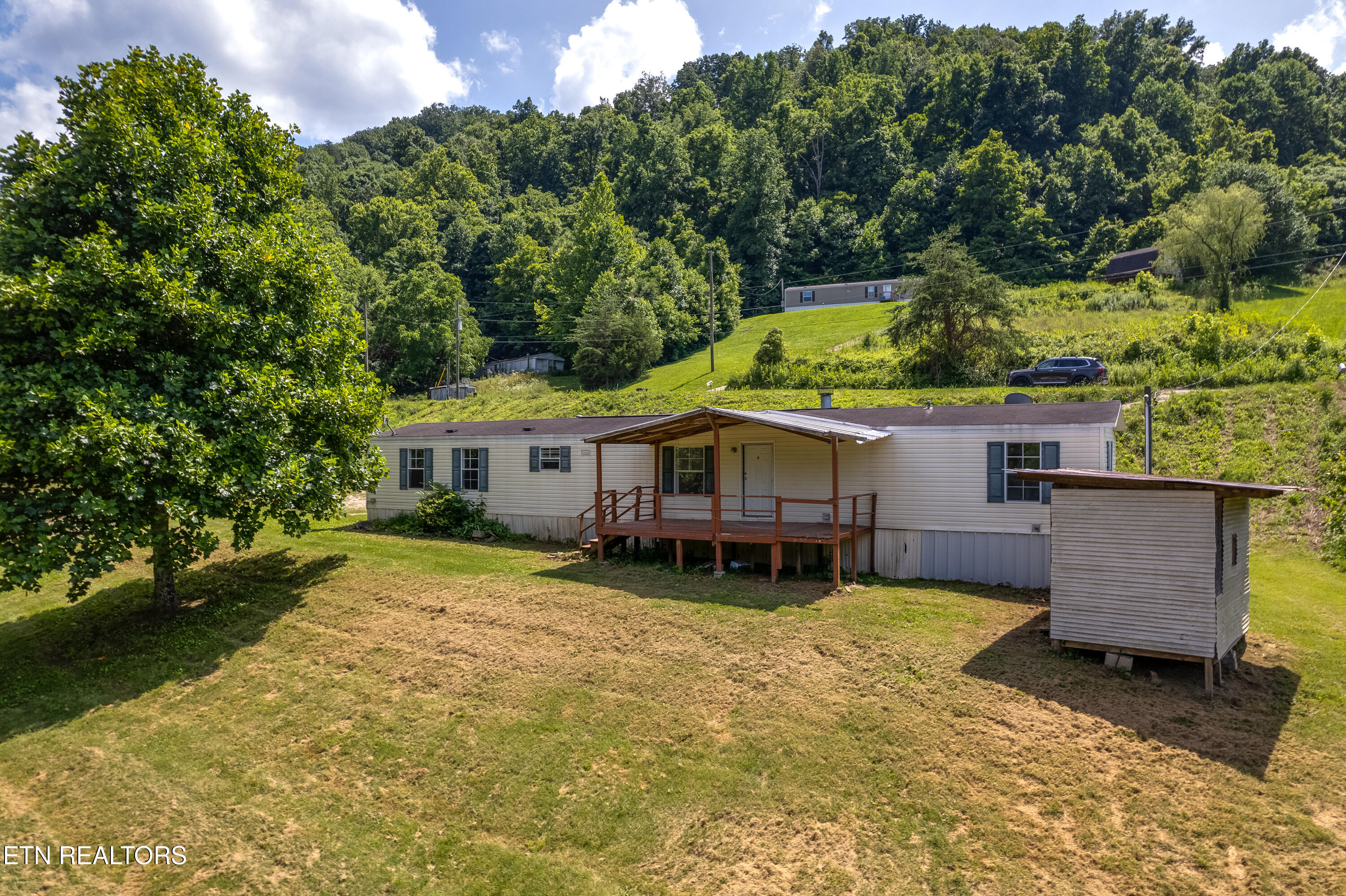 399 High Ridge Court