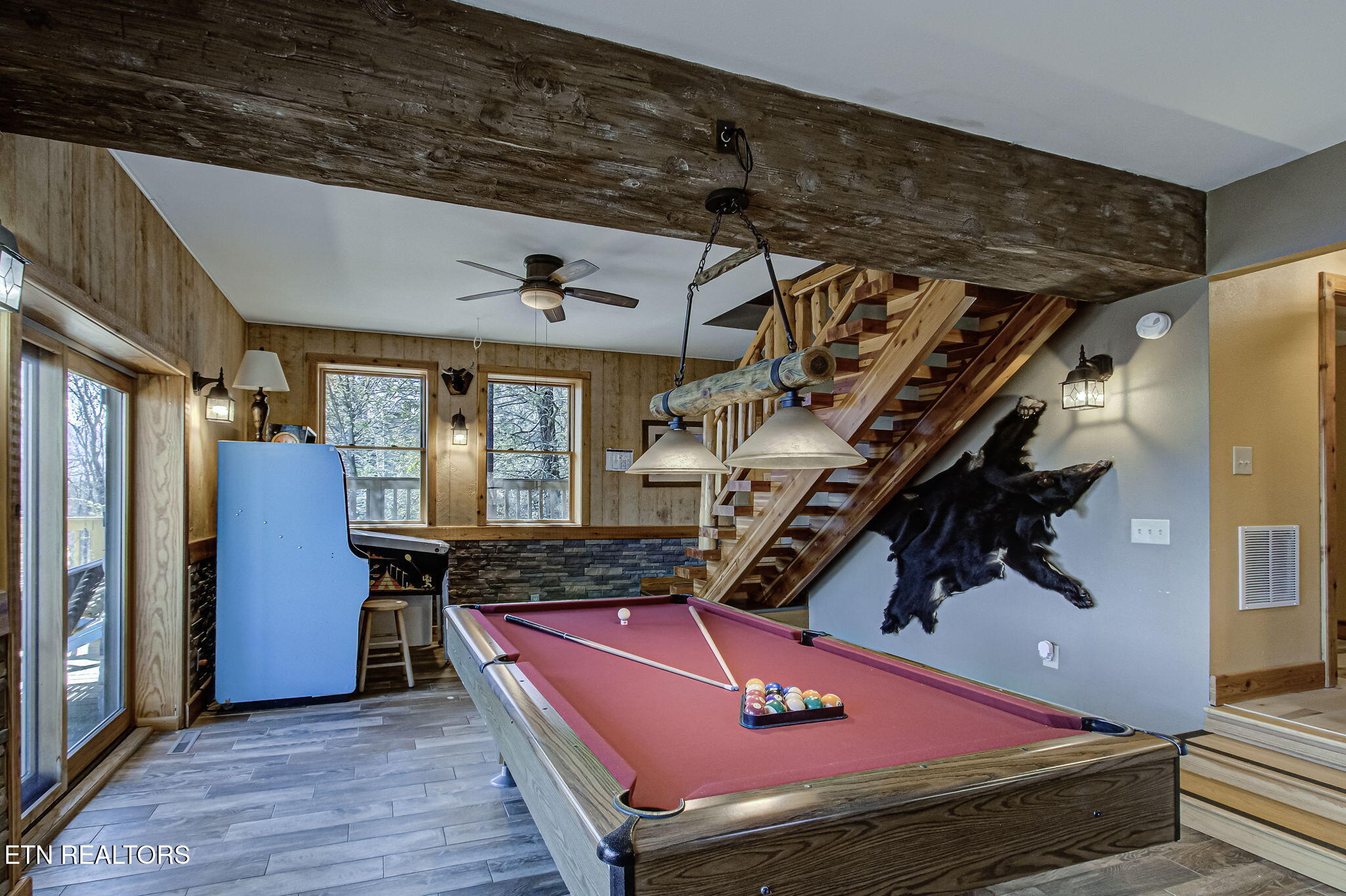 940 Stans Rd