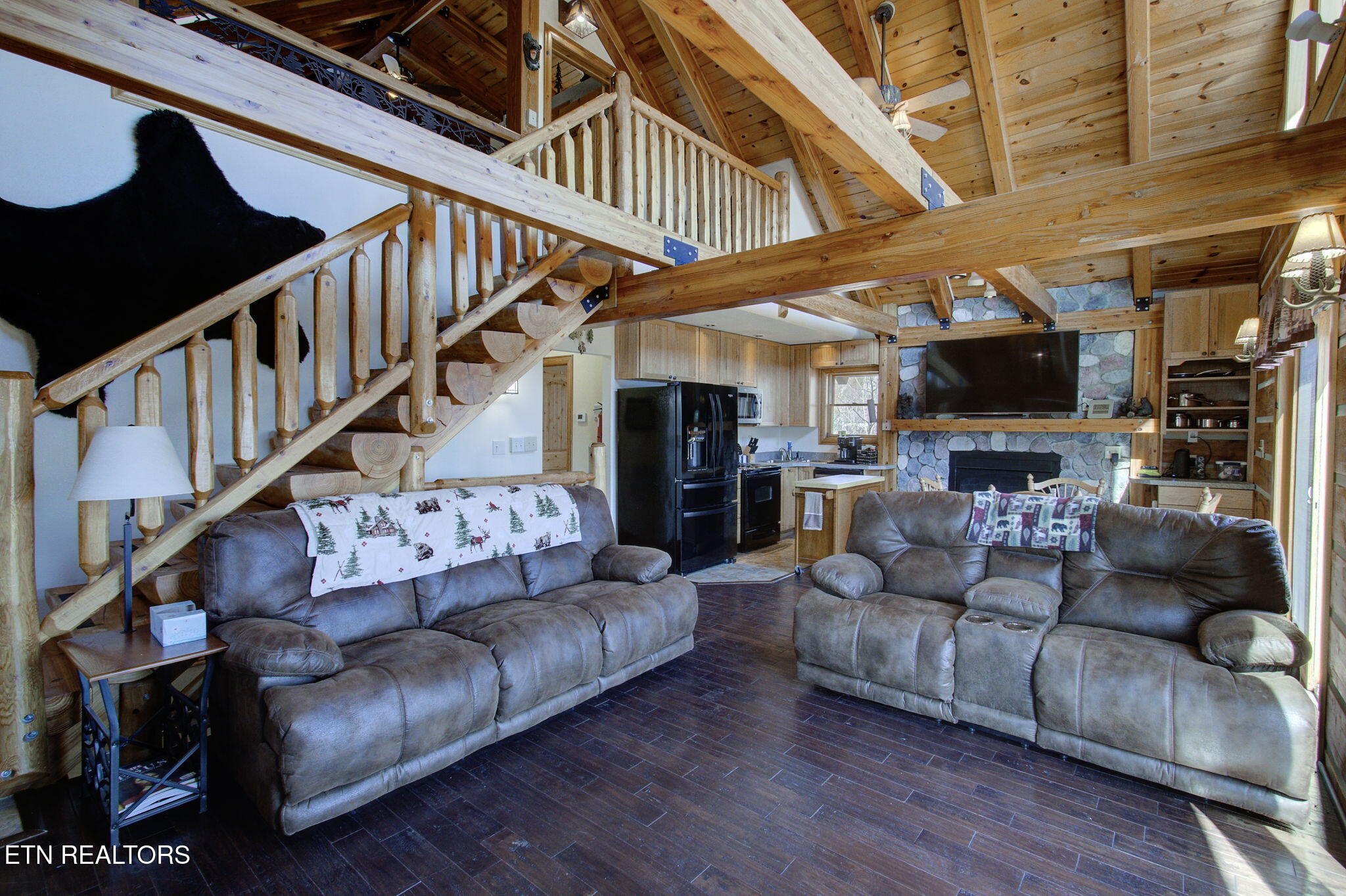 940 Stans Rd
