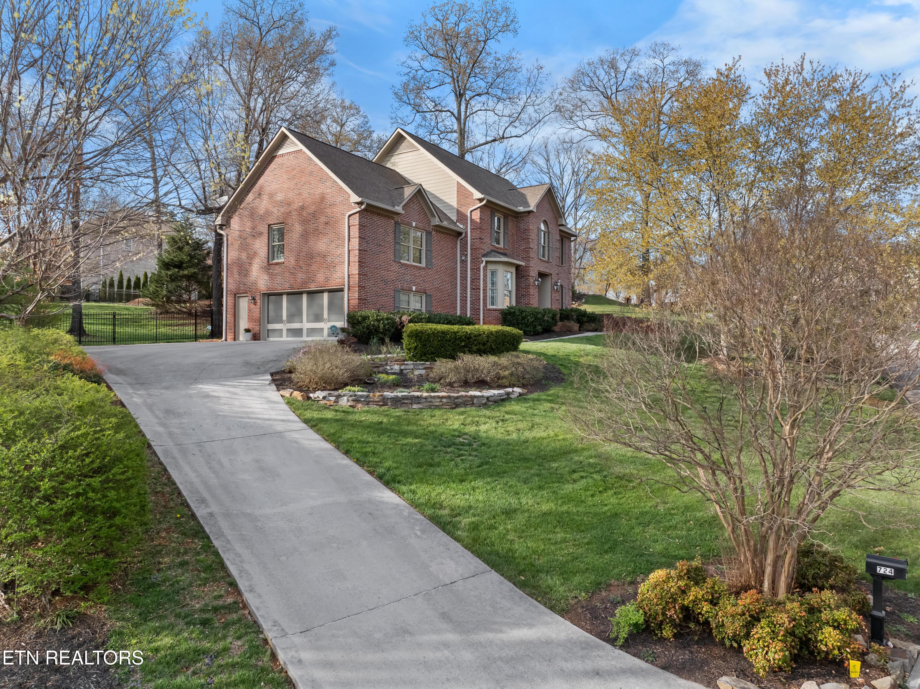 724 Summit Lake Court