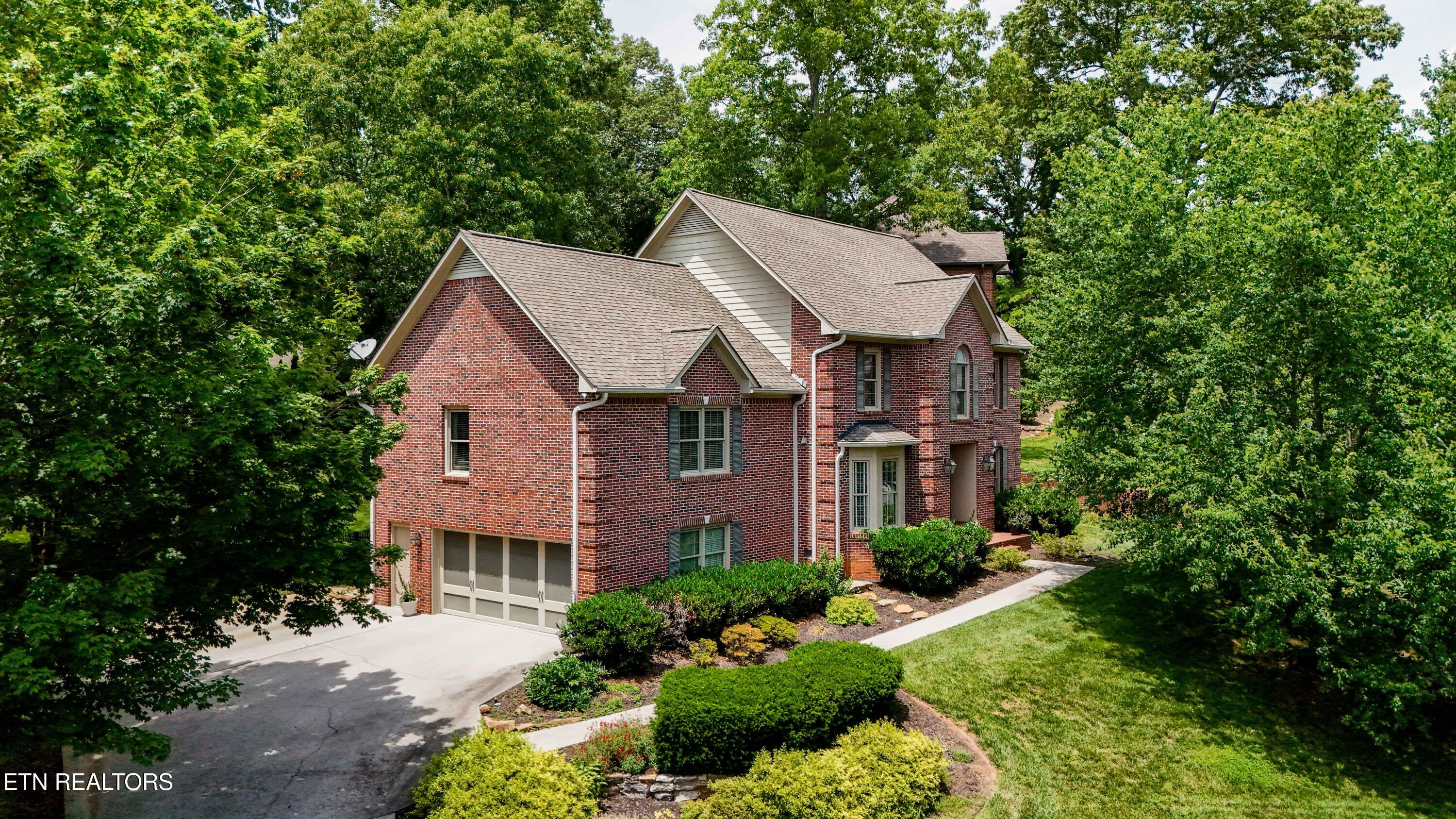 724 Summit Lake Court