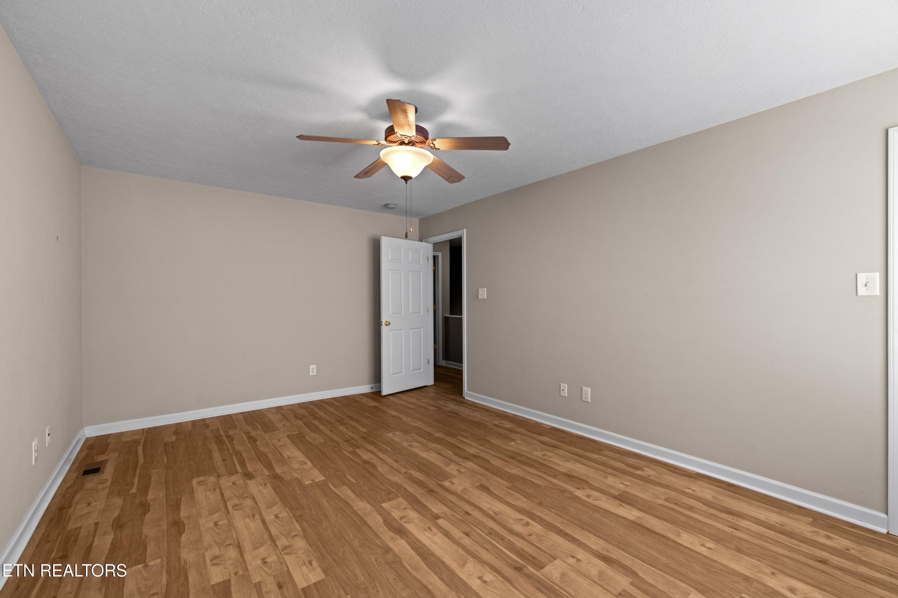 944 Micro Way, Knoxville