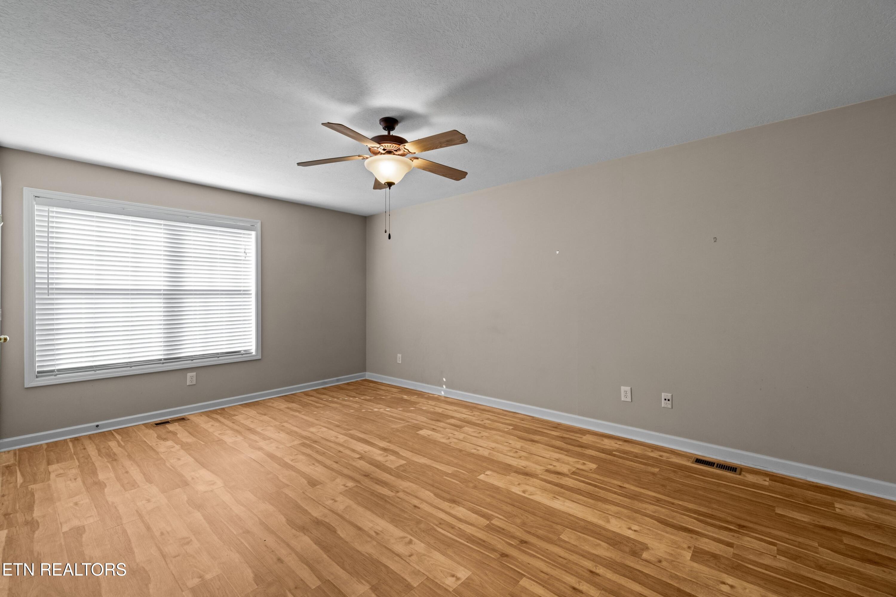 944 Micro Way, Knoxville