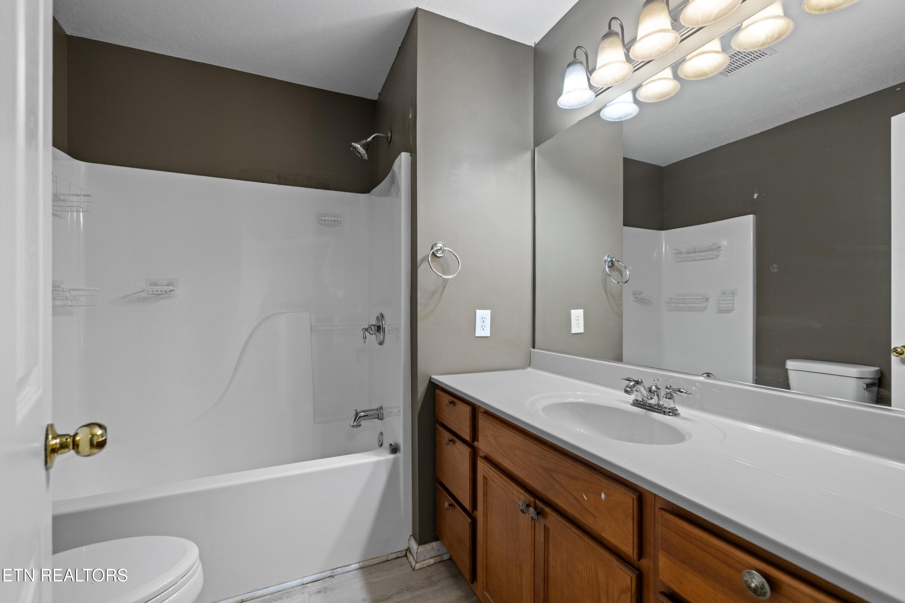 944 Micro Way, Knoxville