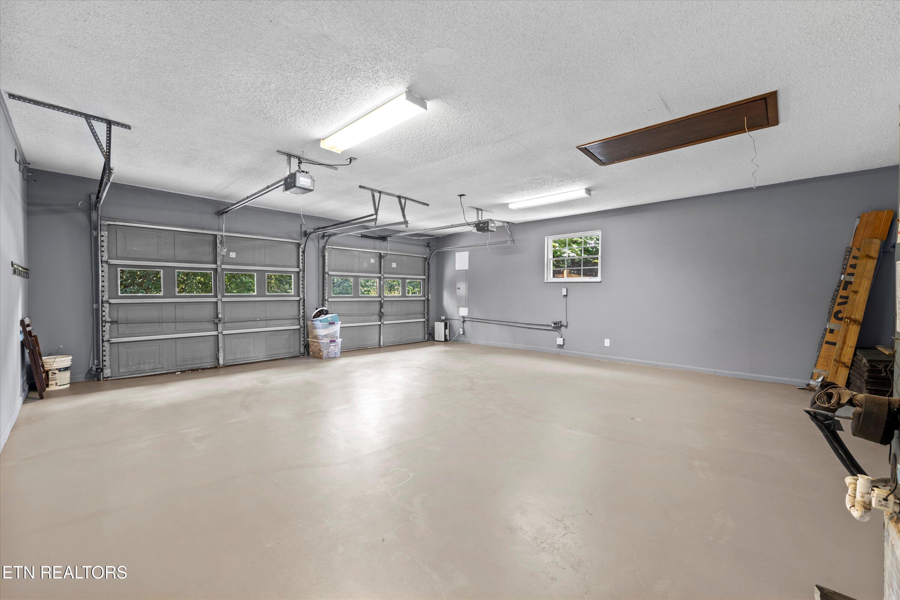 7529 Shaker Drive
