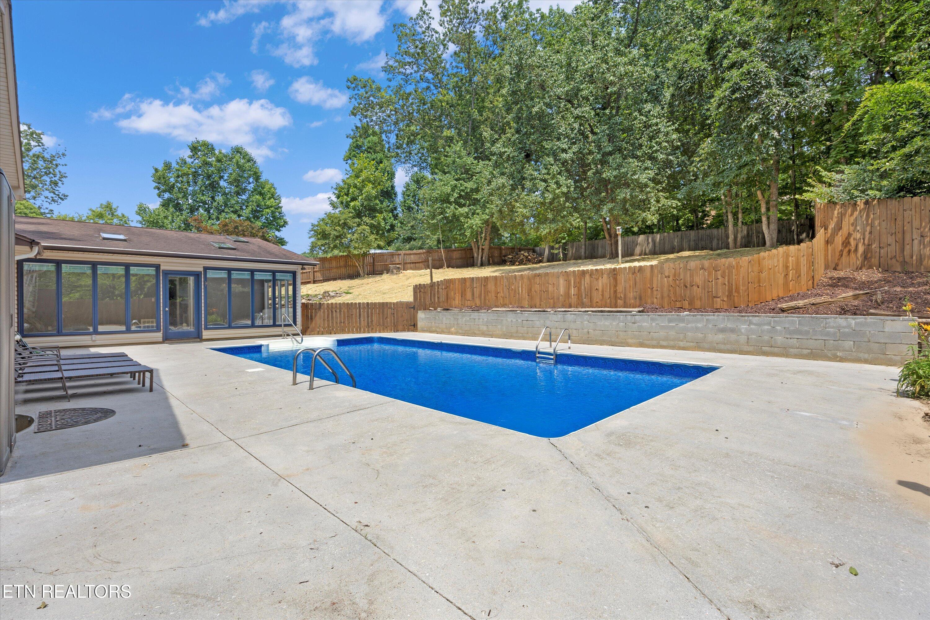 7529 Shaker Drive