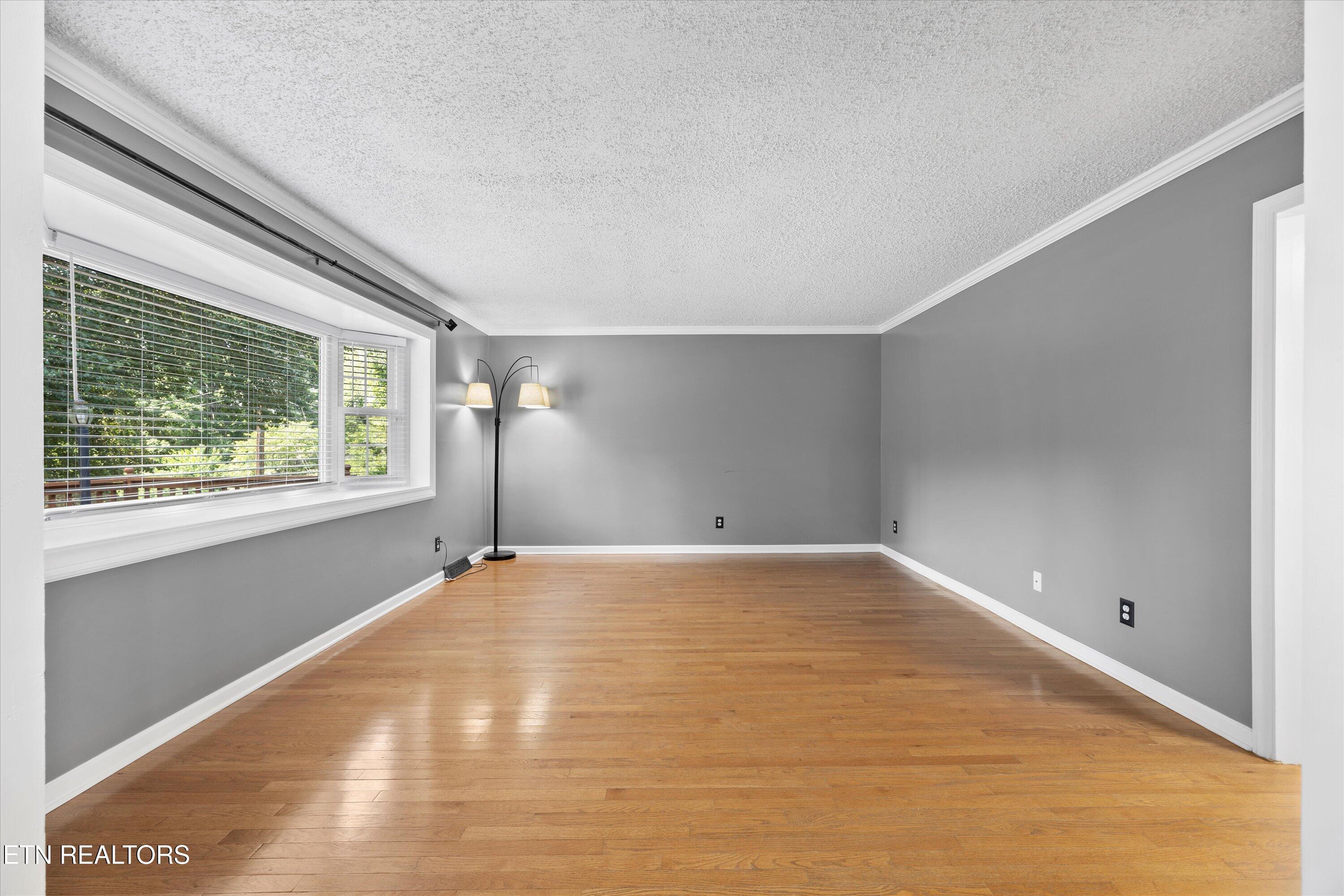 7529 Shaker Drive