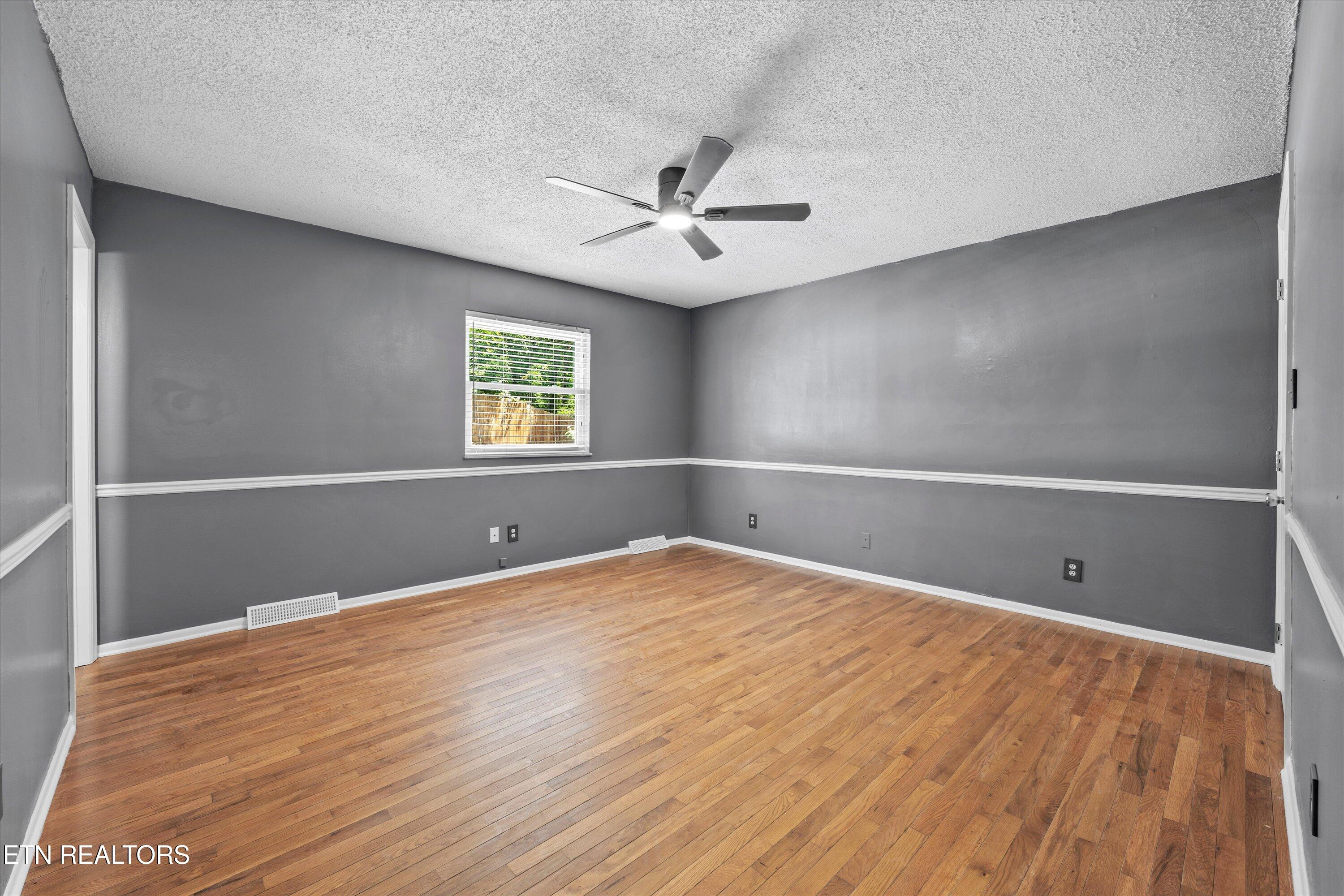 7529 Shaker Drive