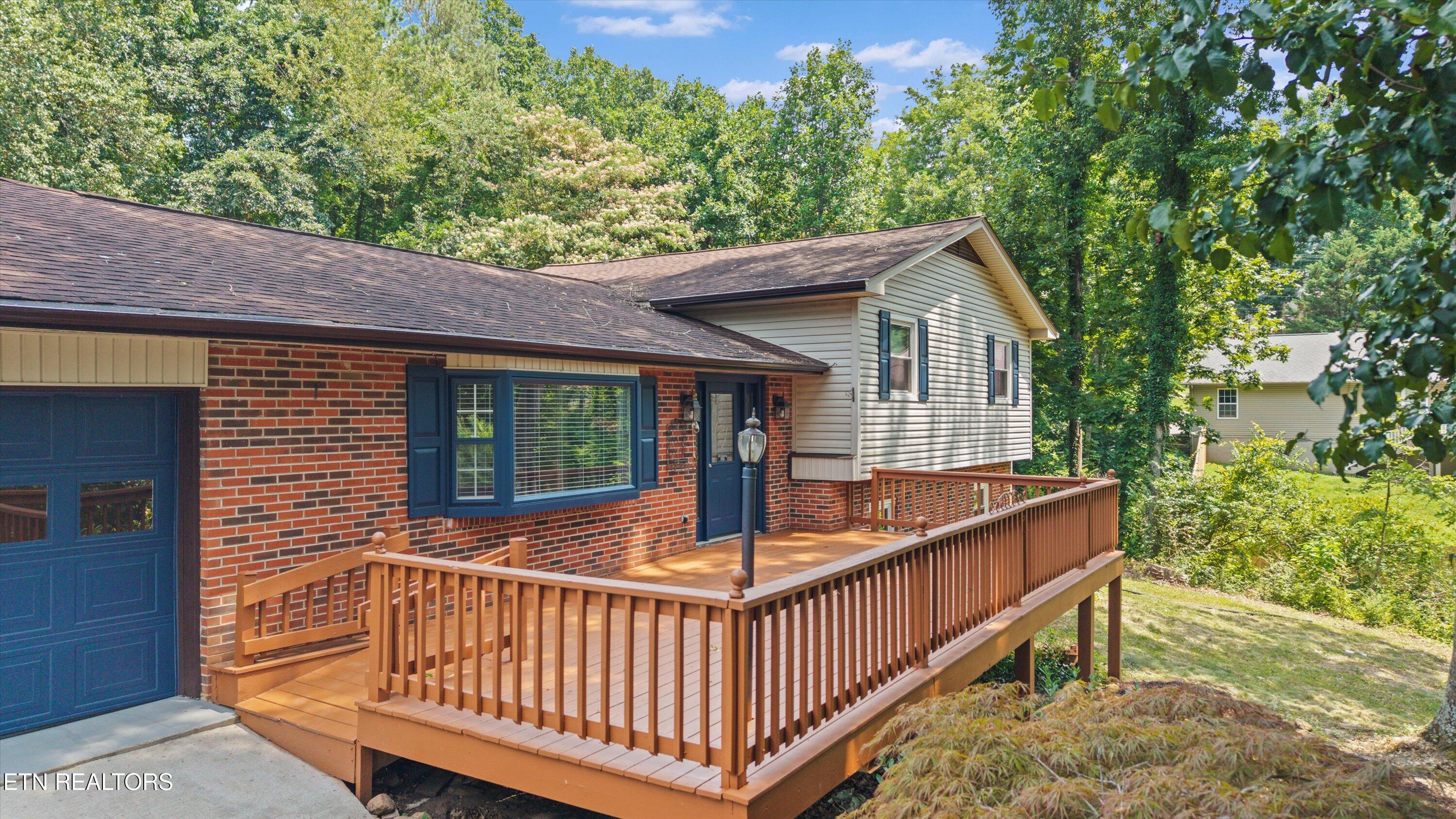 7529 Shaker Drive