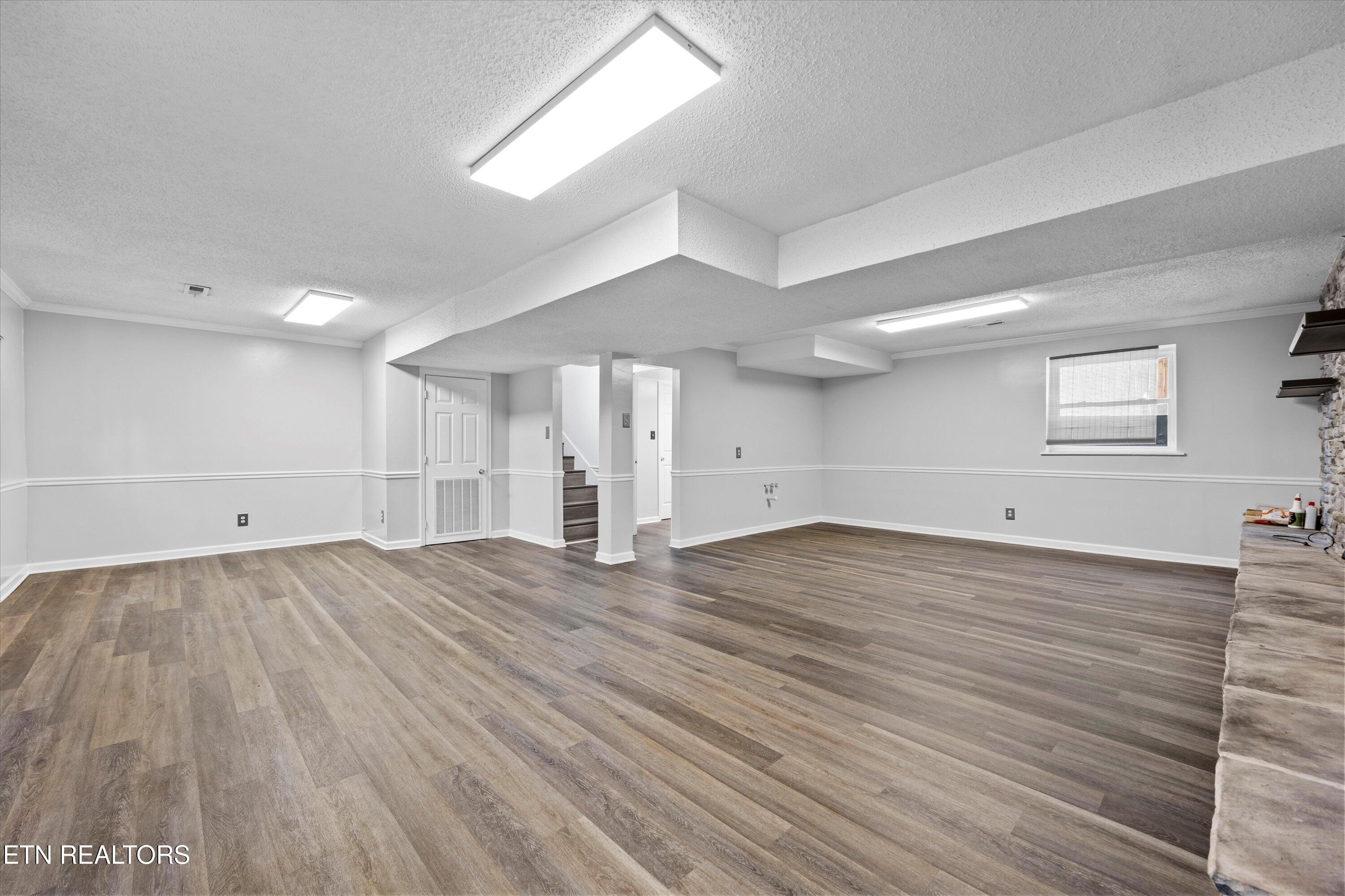 7529 Shaker Drive