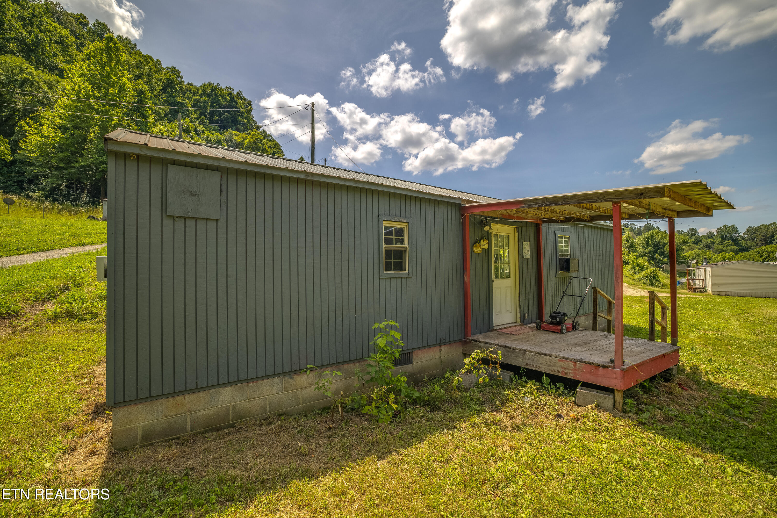 431 High Ridge Court