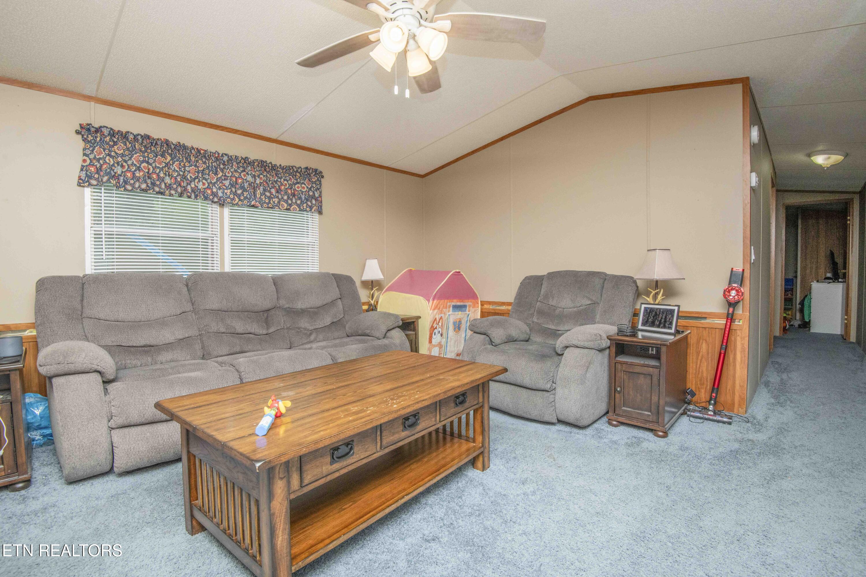 2920 Grapevine Hollow Road