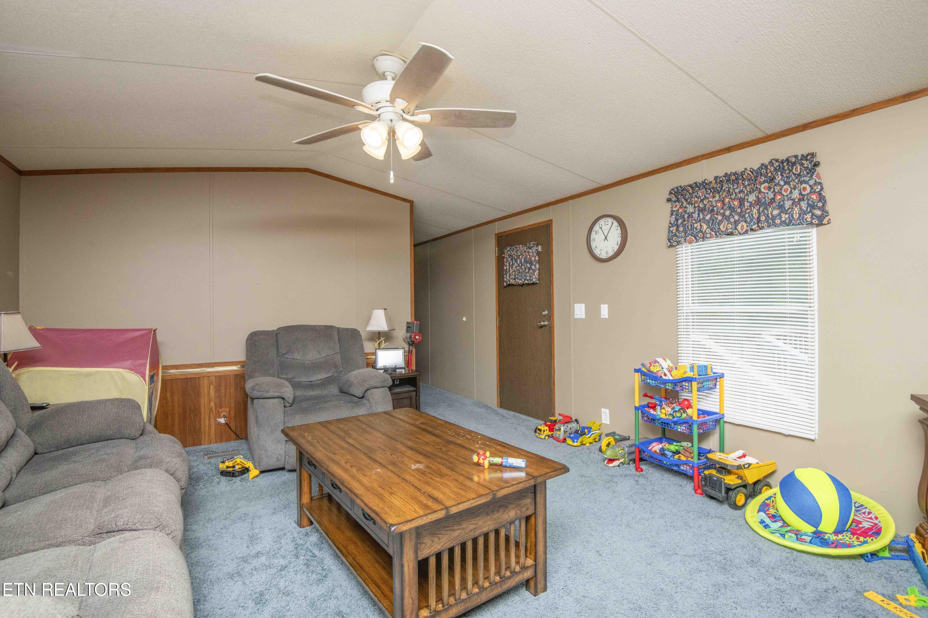 2920 Grapevine Hollow Road