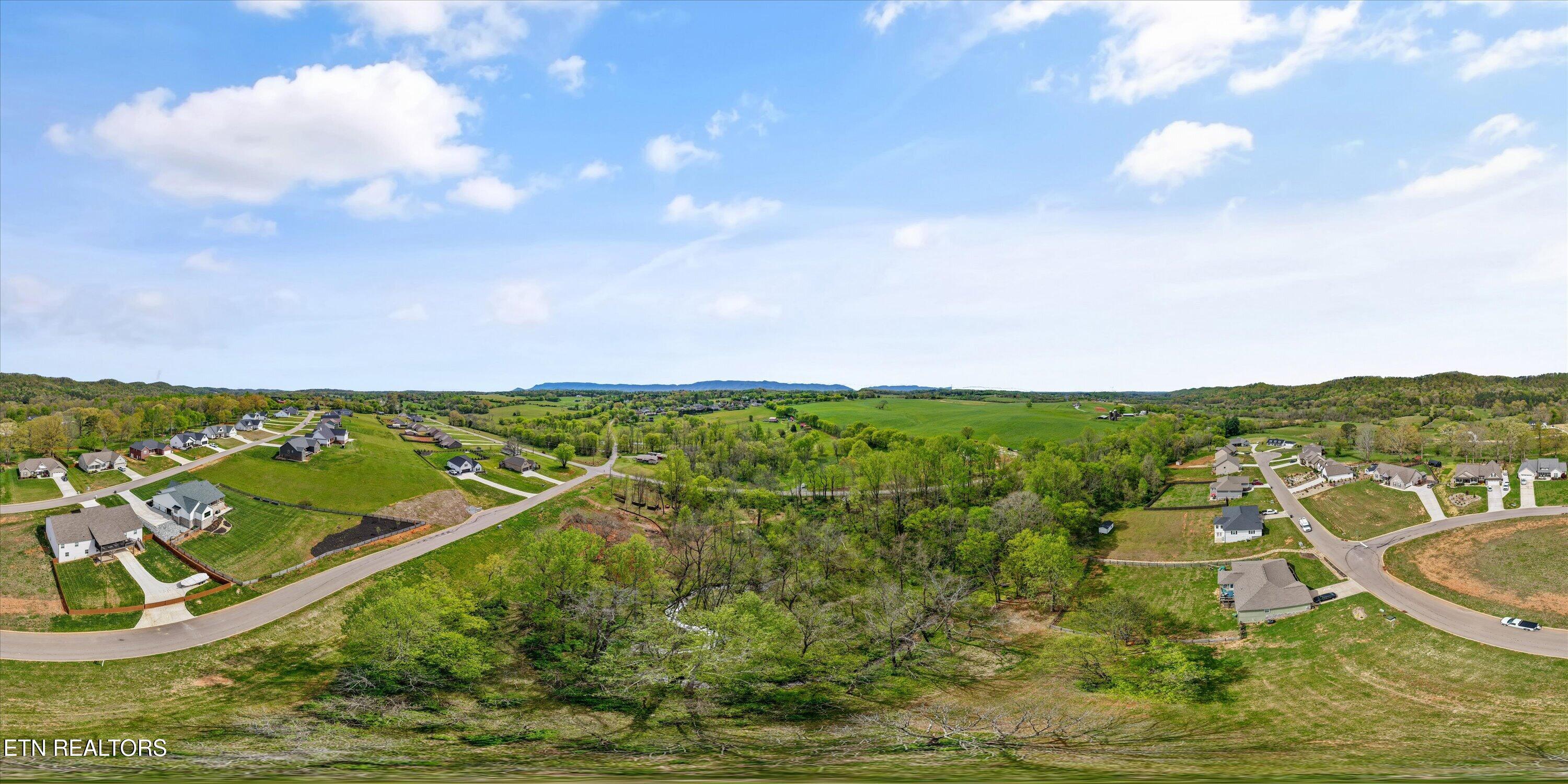 623 Farm Of The Smokies Way