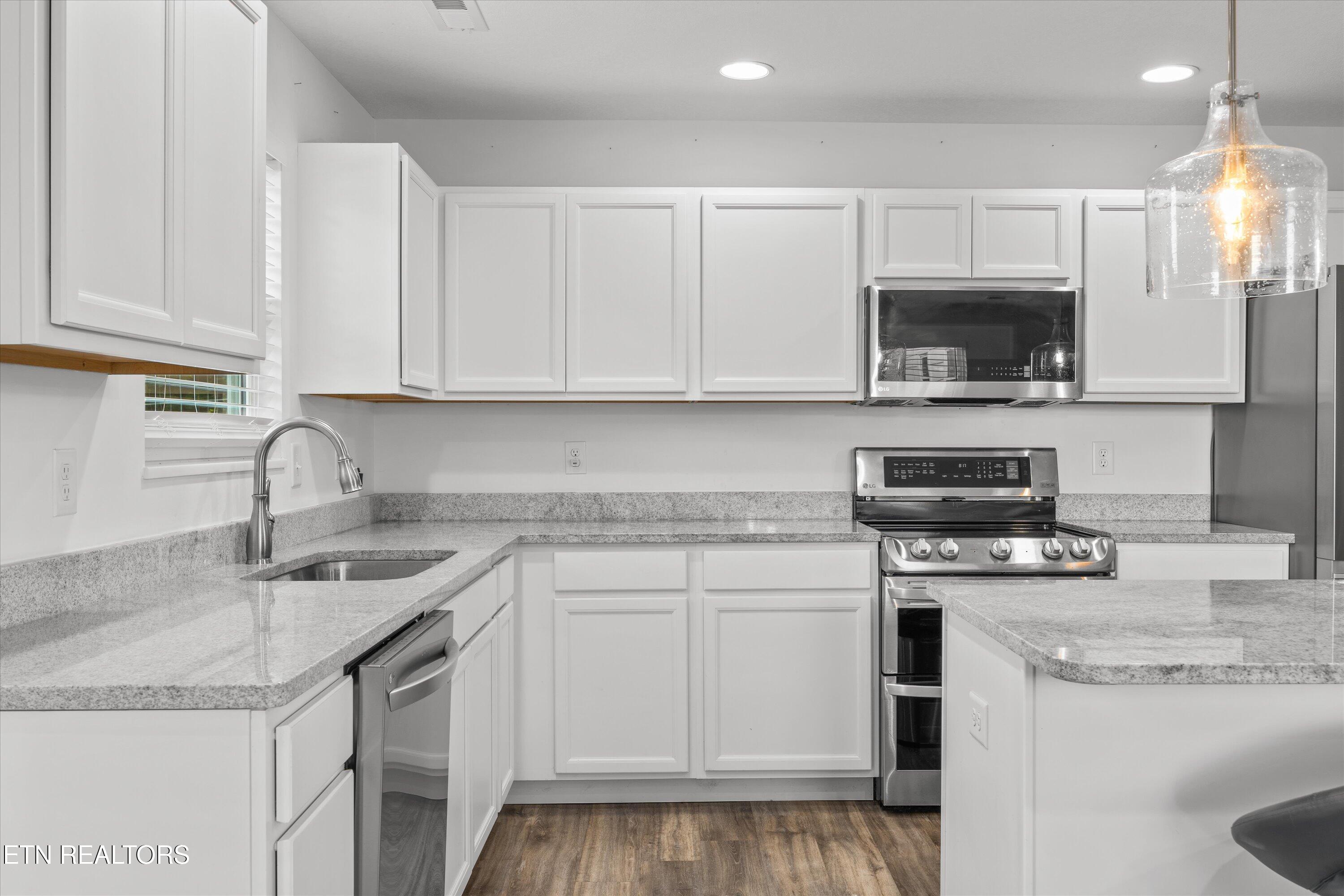 11743 Black Rd