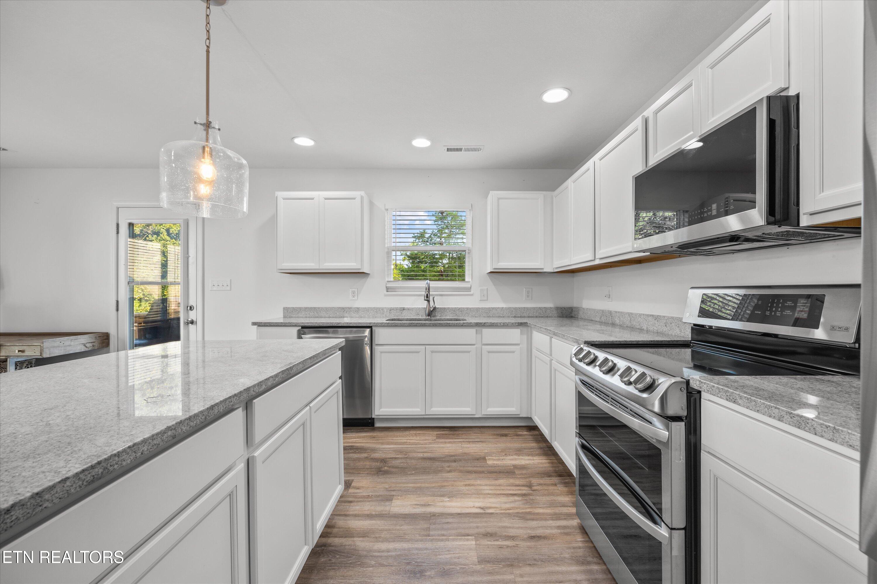 11743 Black Rd
