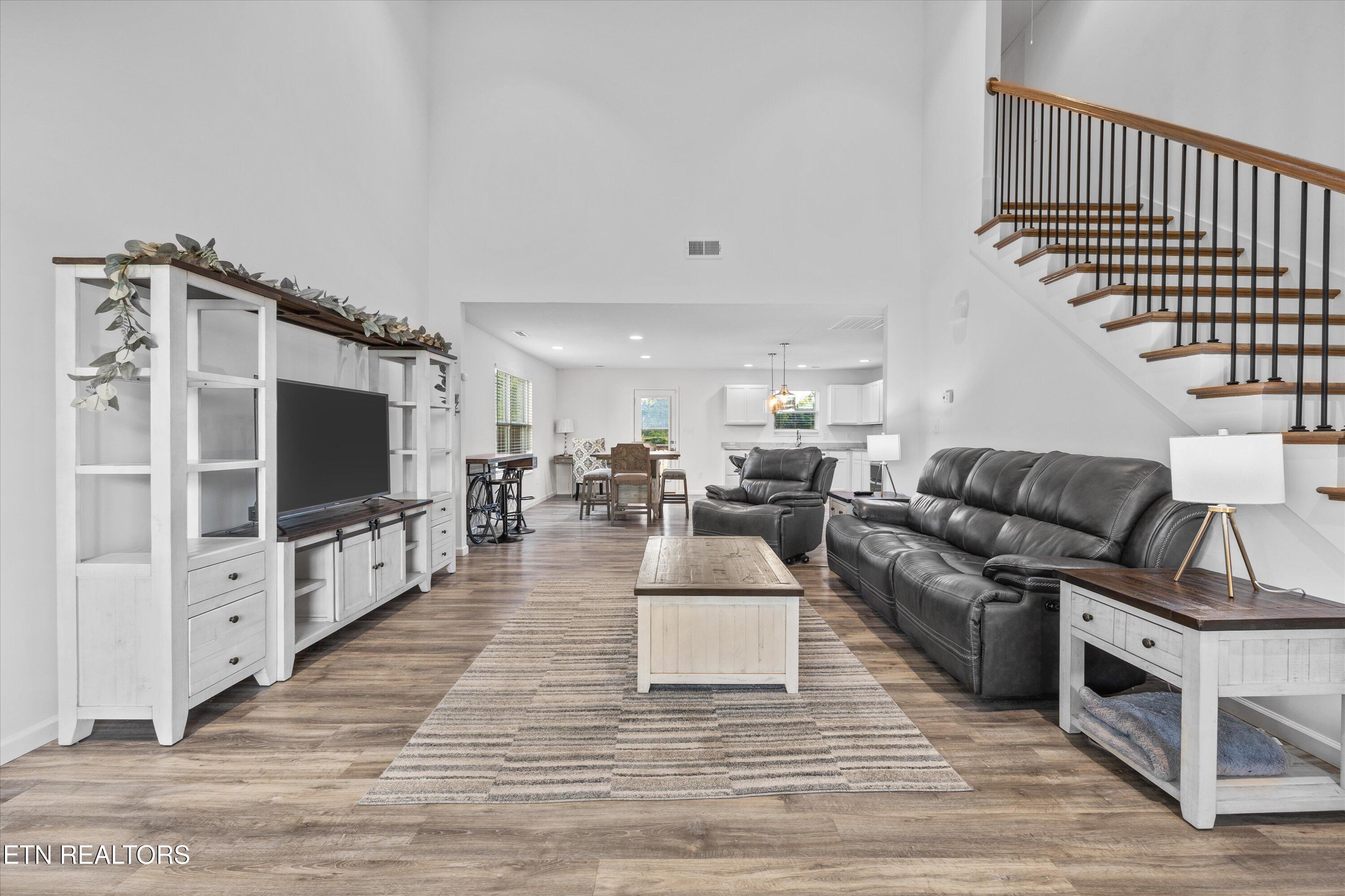 11743 Black Rd