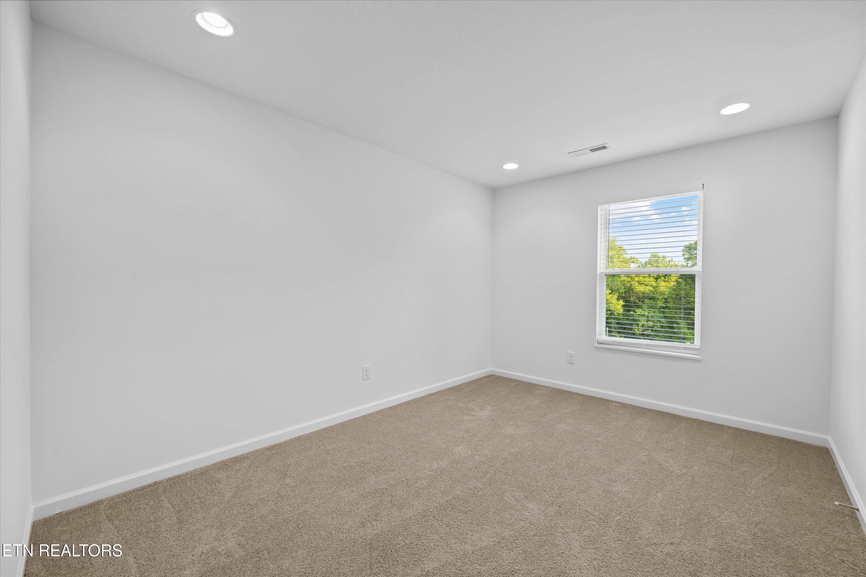 11743 Black Rd