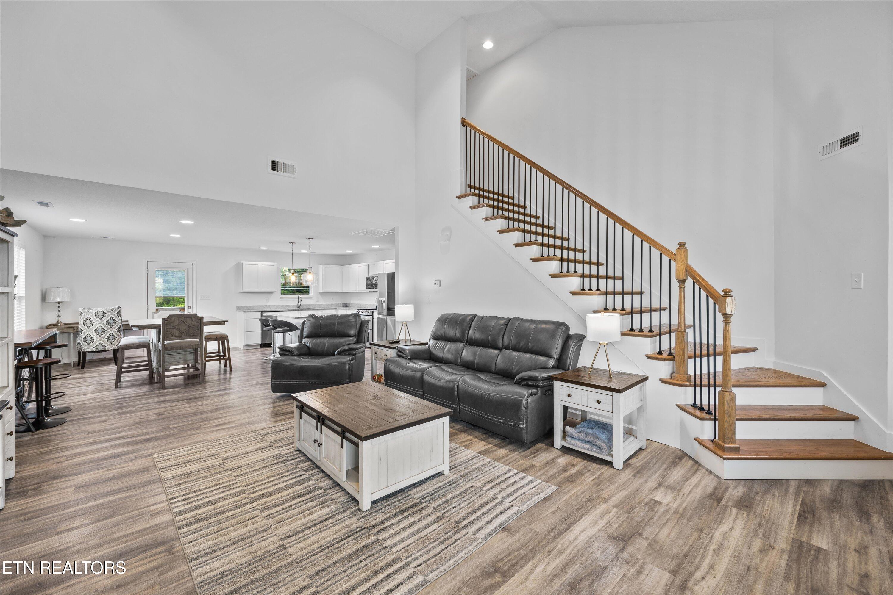 11743 Black Rd