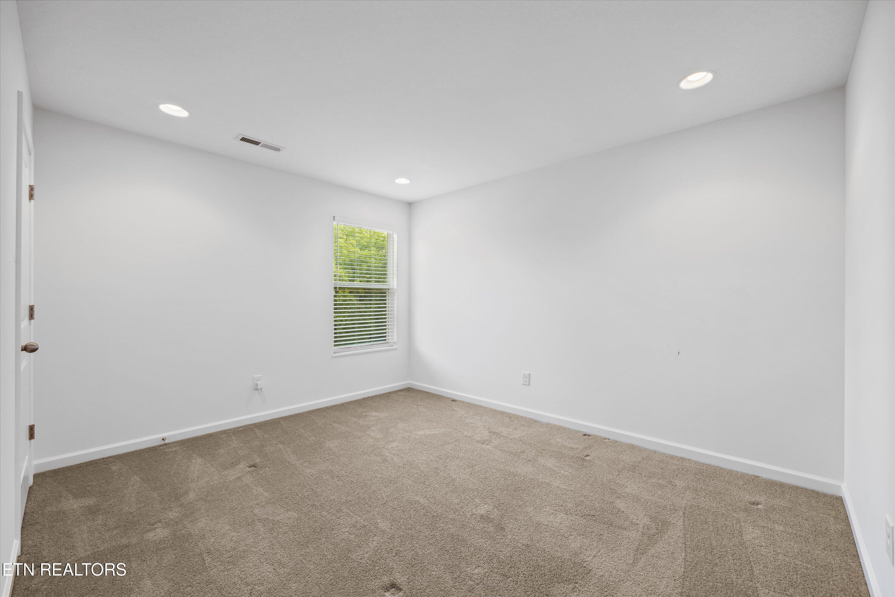11743 Black Rd