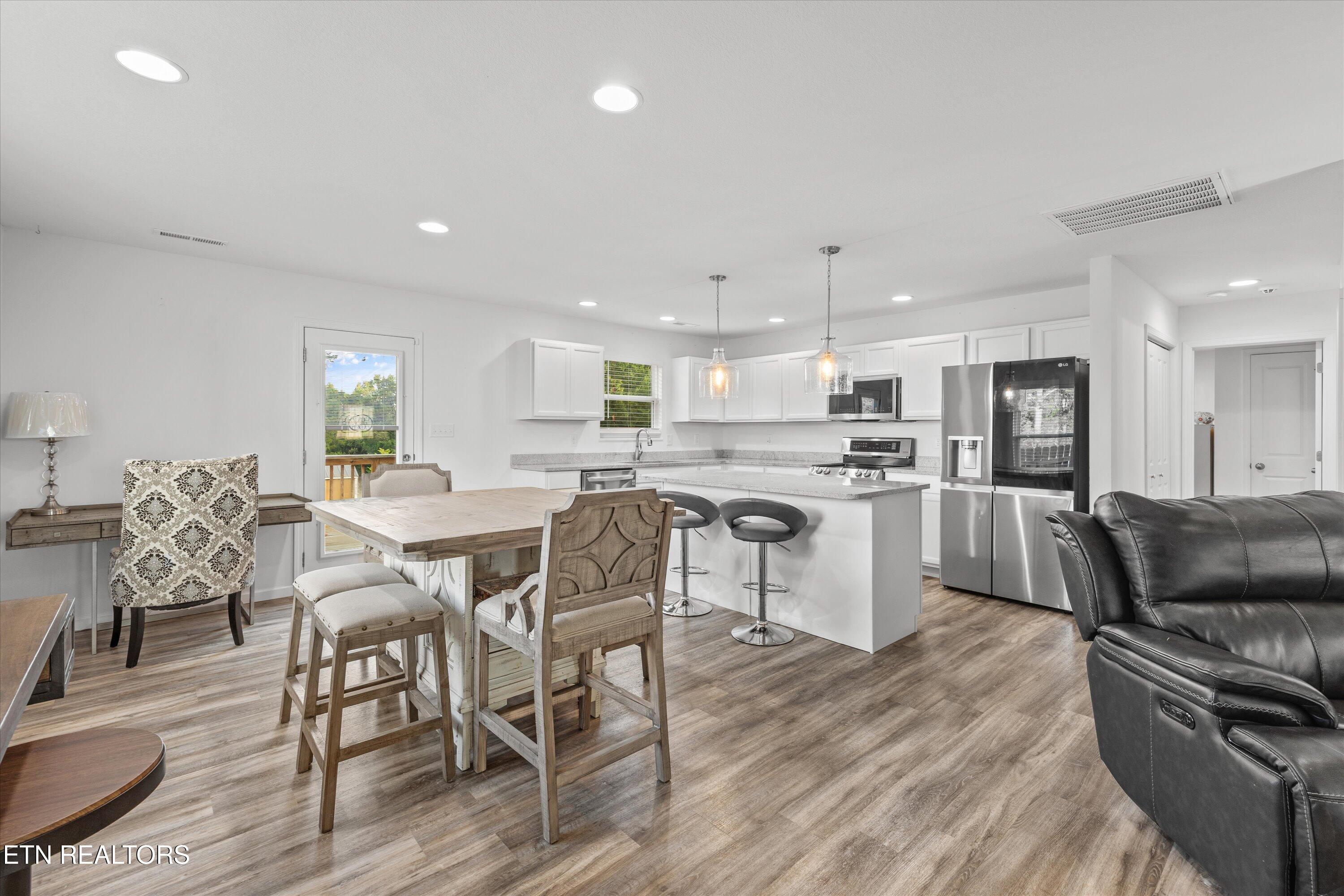 11743 Black Rd
