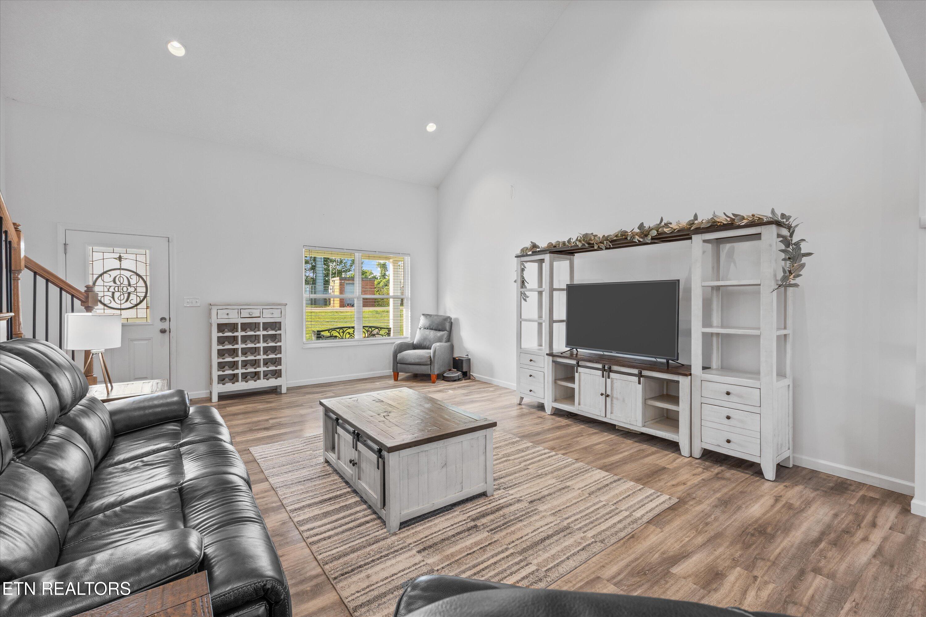 11743 Black Rd