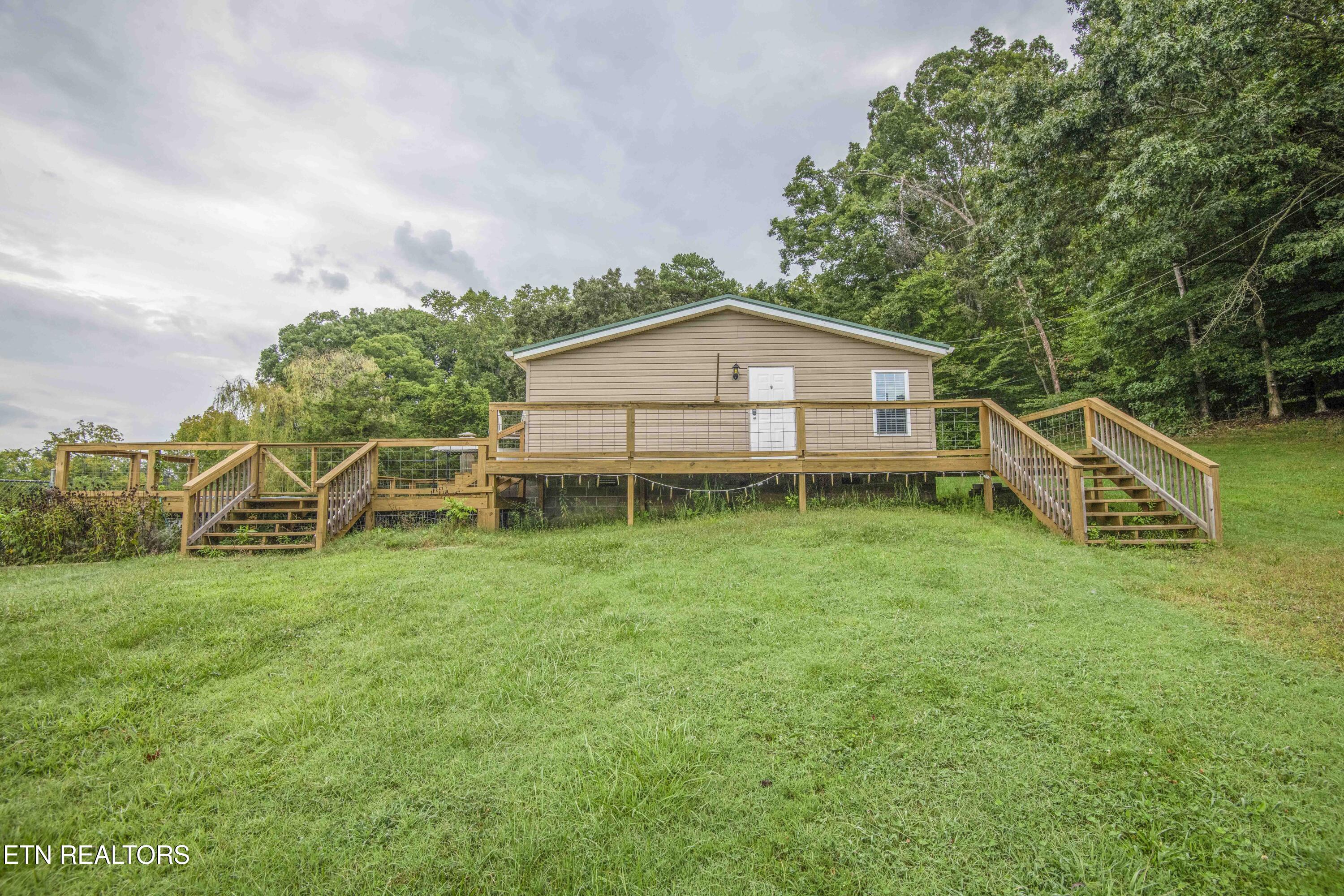 2525 Oak Grove Road
