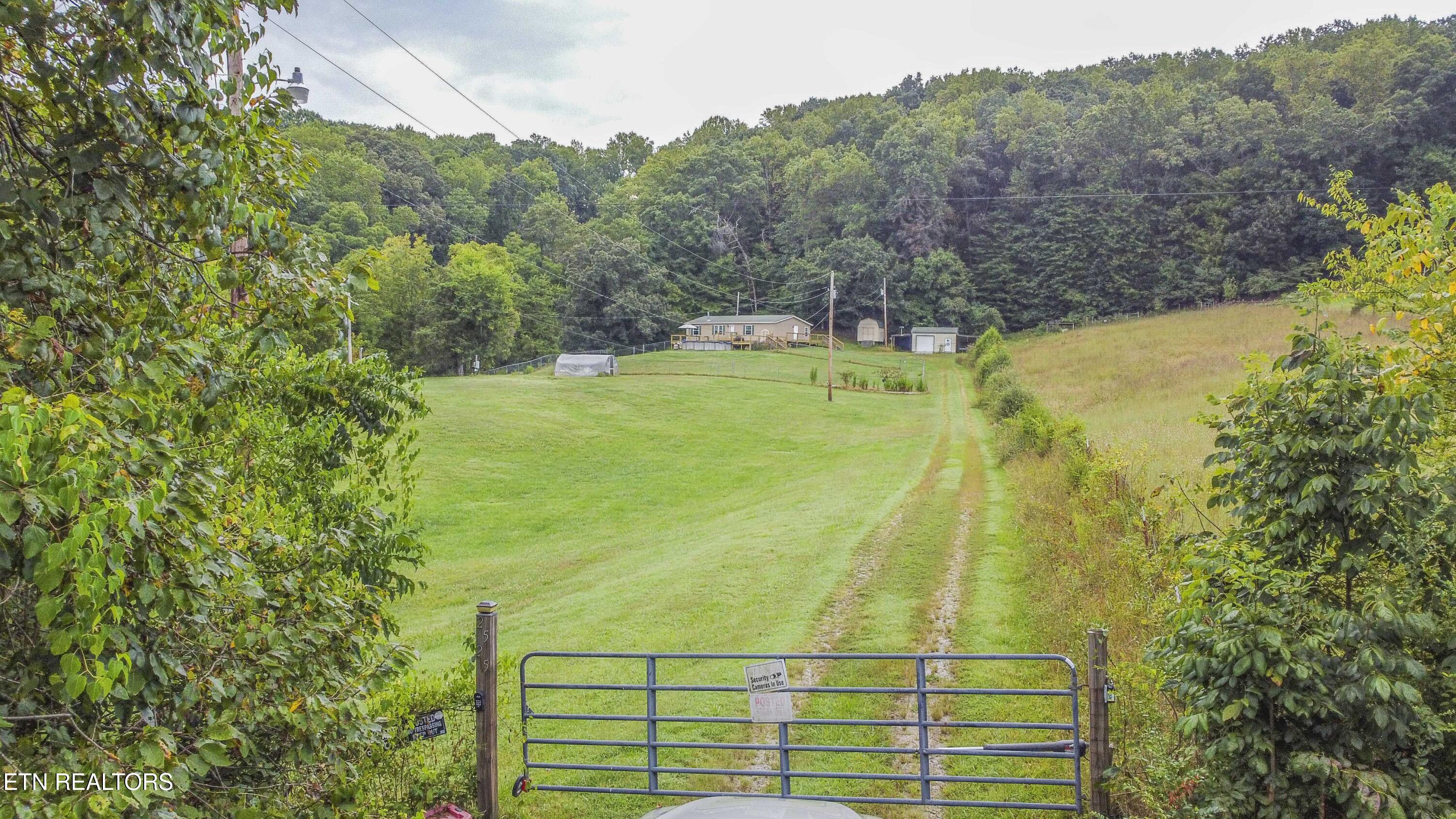 2525 Oak Grove Road
