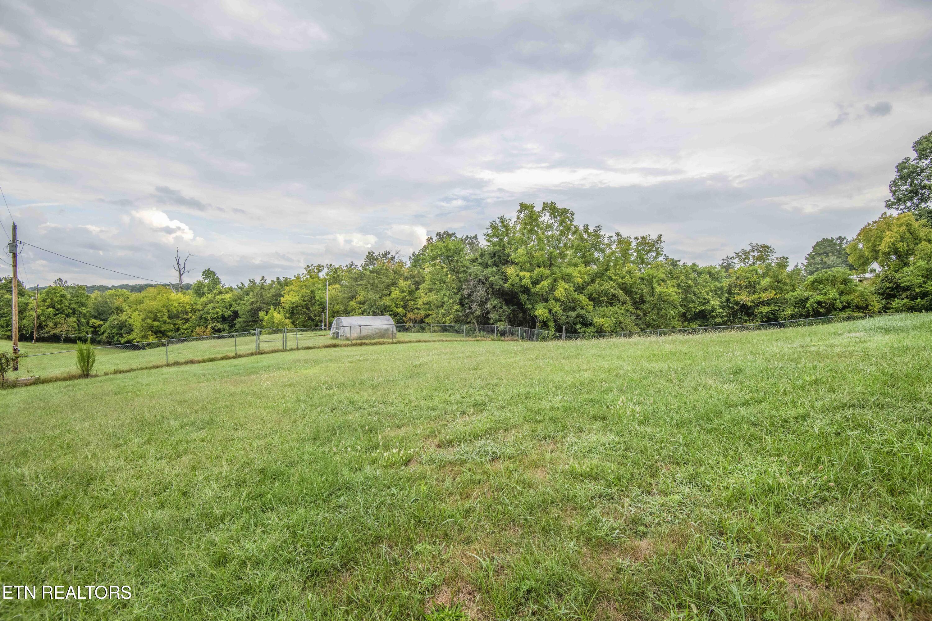 2525 Oak Grove Road