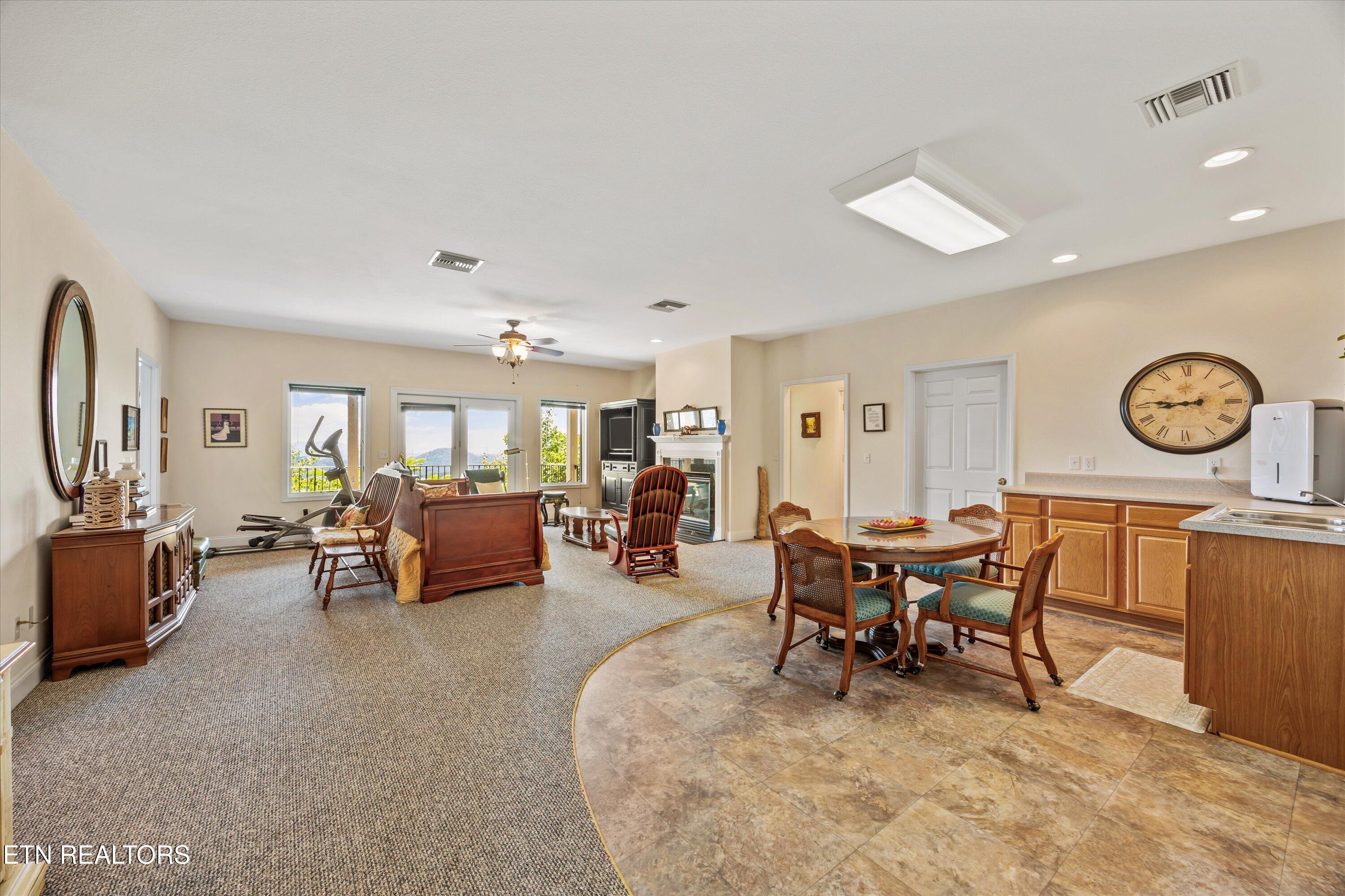 330 Laurel Mtn Rd