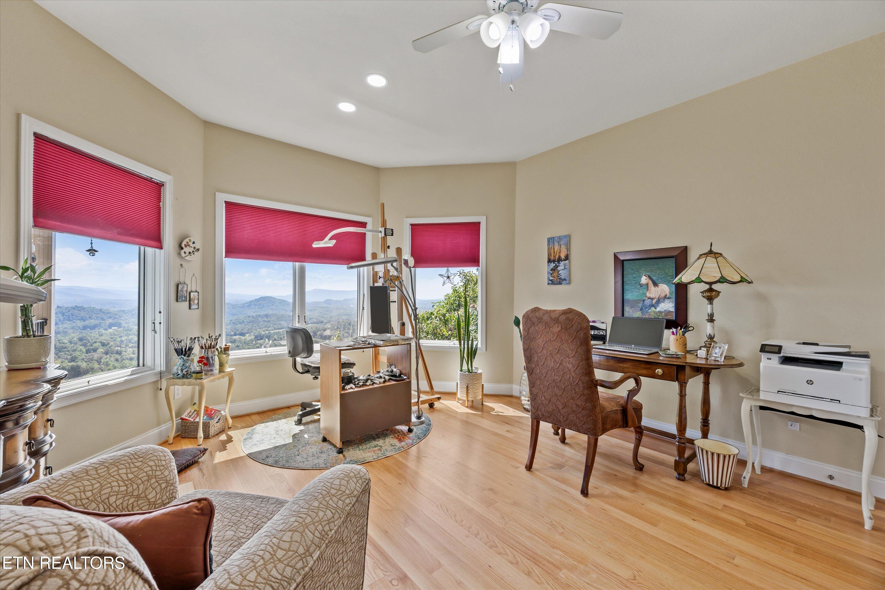 330 Laurel Mtn Rd