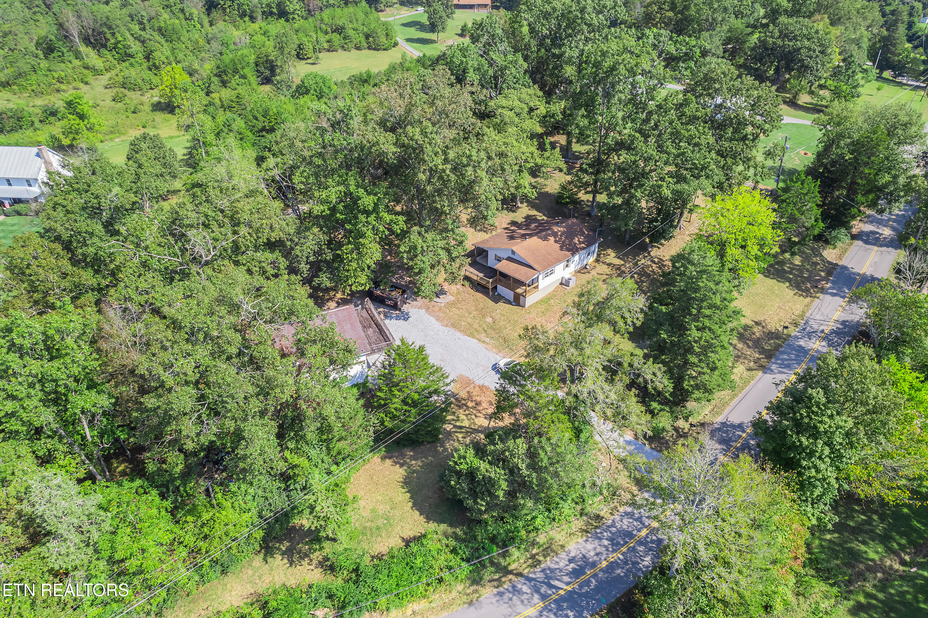 2323 Stock Creek Rd