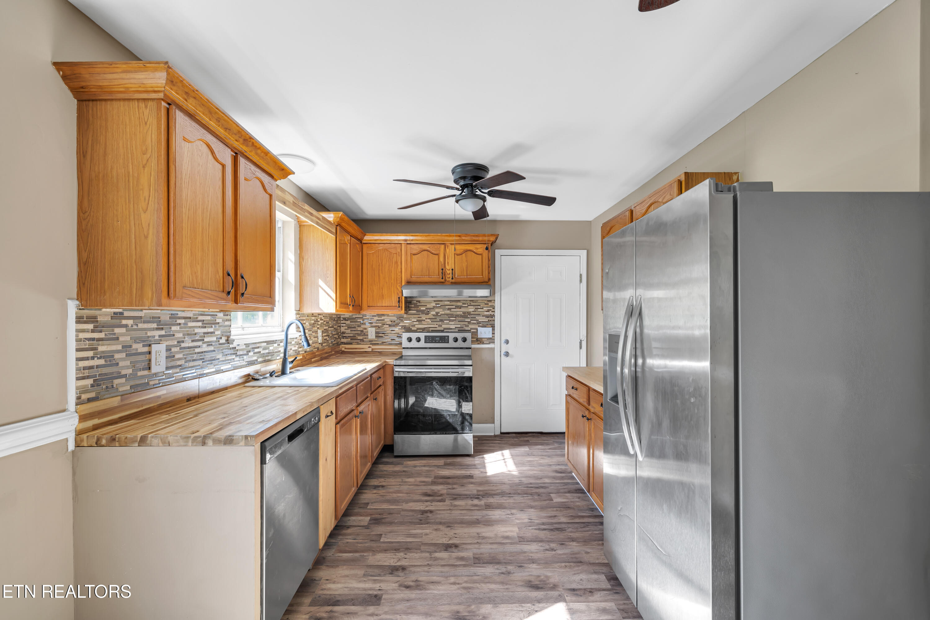 145 Shady Grove Road, Lancing