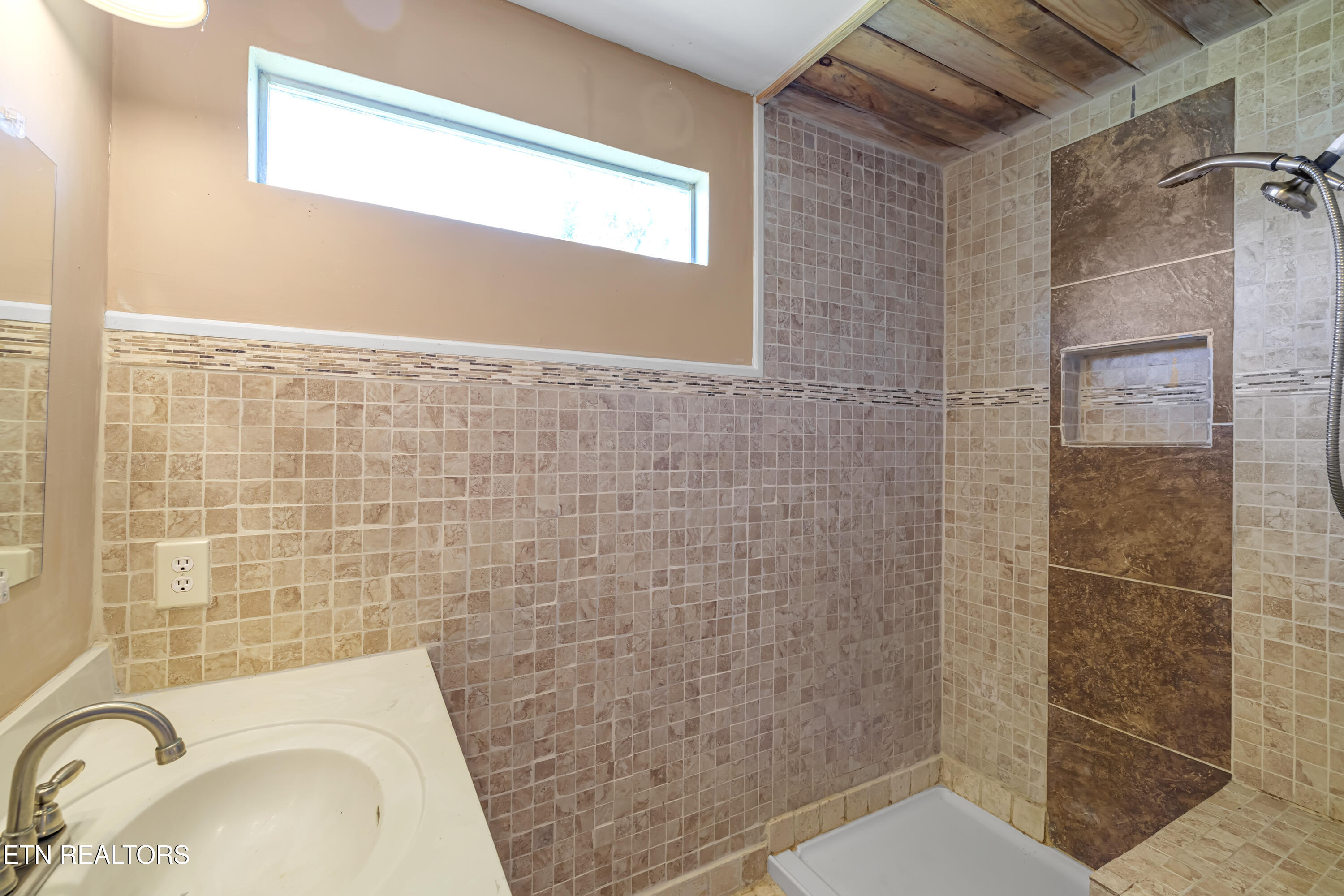 145 Shady Grove Road, Lancing